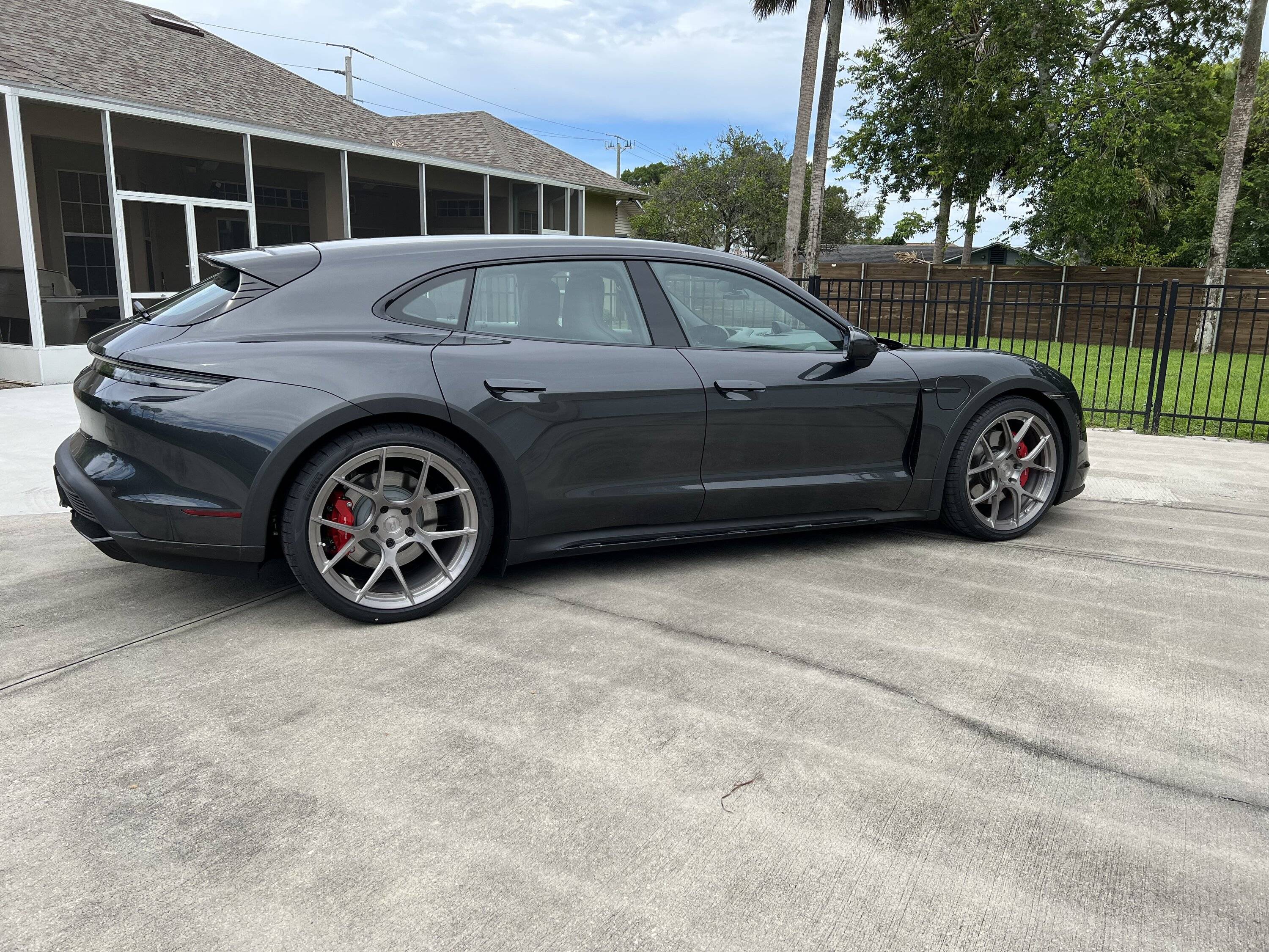 Porsche Taycan BC Forged KL11 21" Wheels on 2023 4SCT IMG_0607