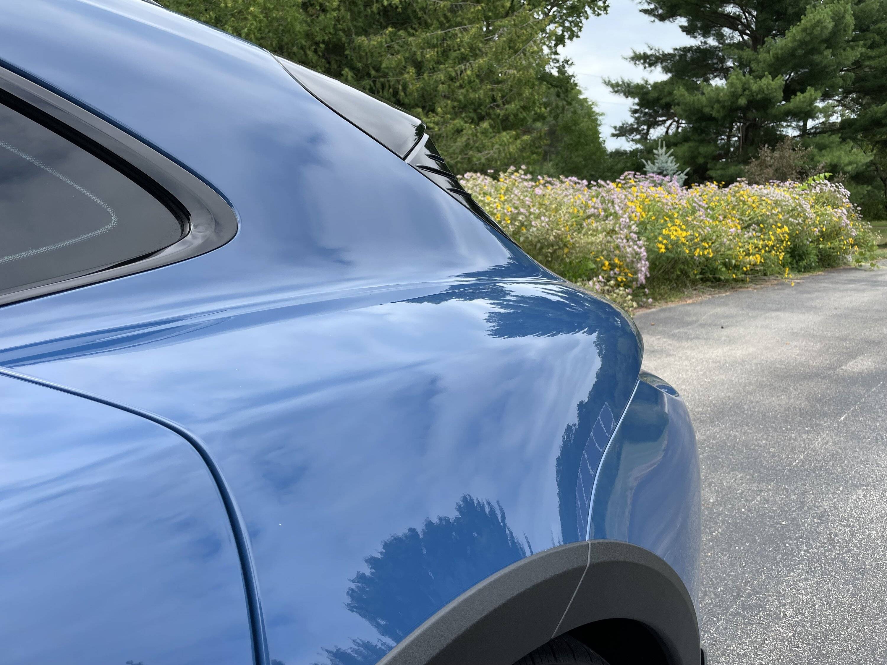 Porsche Taycan NEPTUNE BLUE Taycan Club IMG_2980