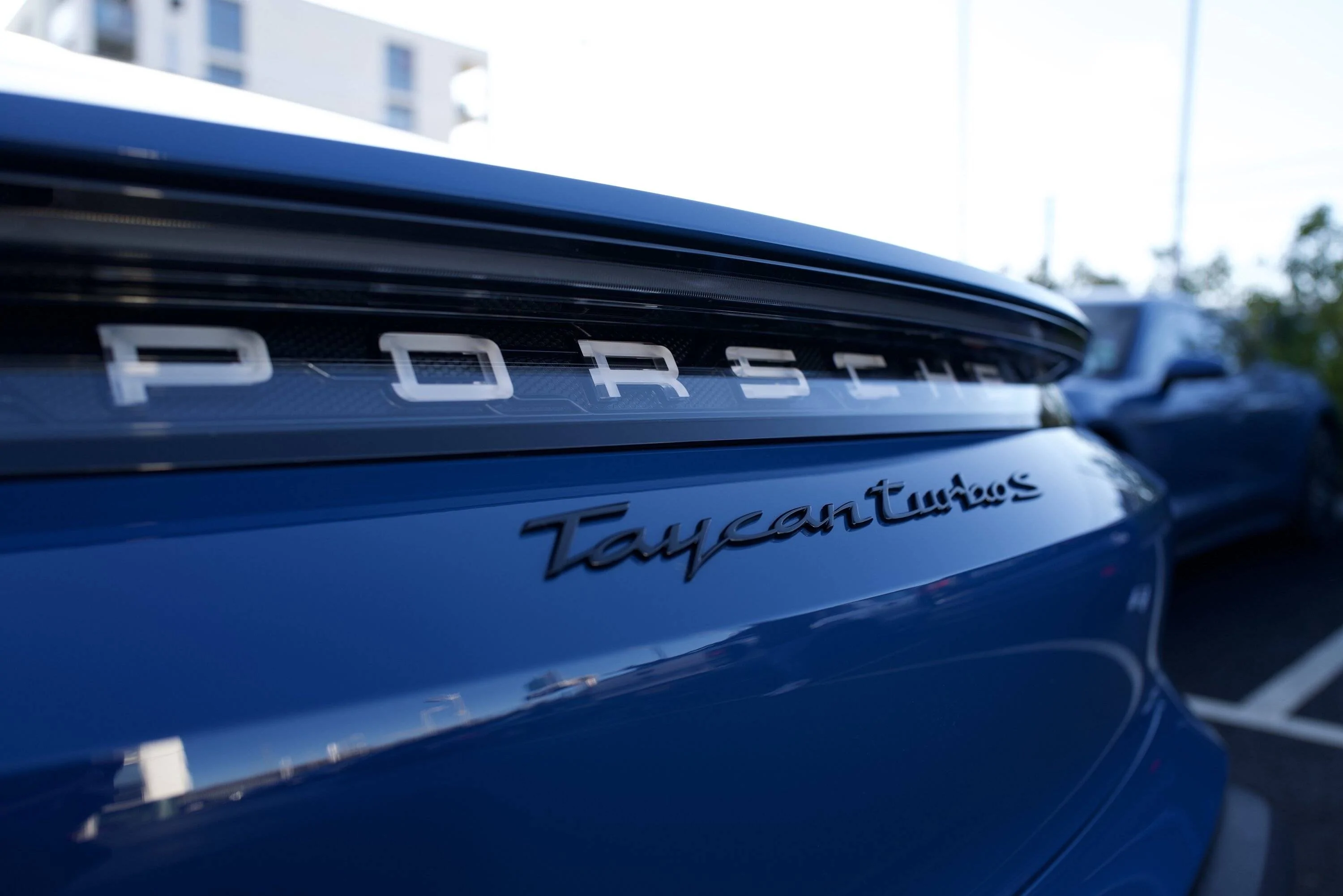 Porsche Taycan Rebadging the unbadged L1000450