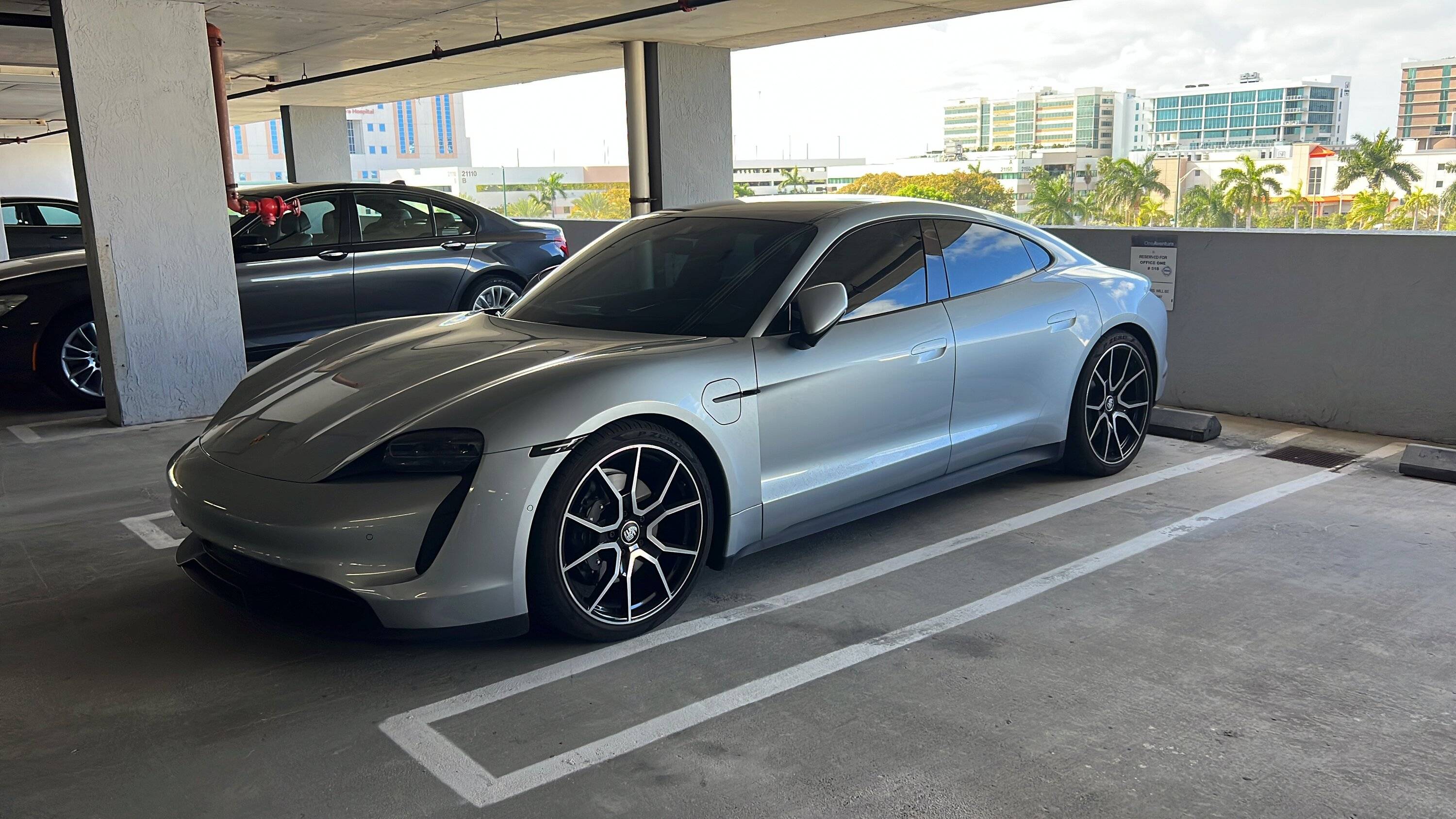 Porsche Taycan Anyone tint the glass roof? 7AE12E49-7702-473A-A9E8-999F907D1A6E