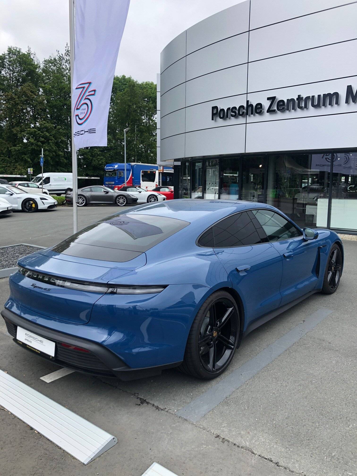 Porsche Taycan EQE AMG vs Porsche Taycan 4S: thoughts?! C005D9EA-7BAC-4A6E-94F8-EF5C4D5A2363-L0-001