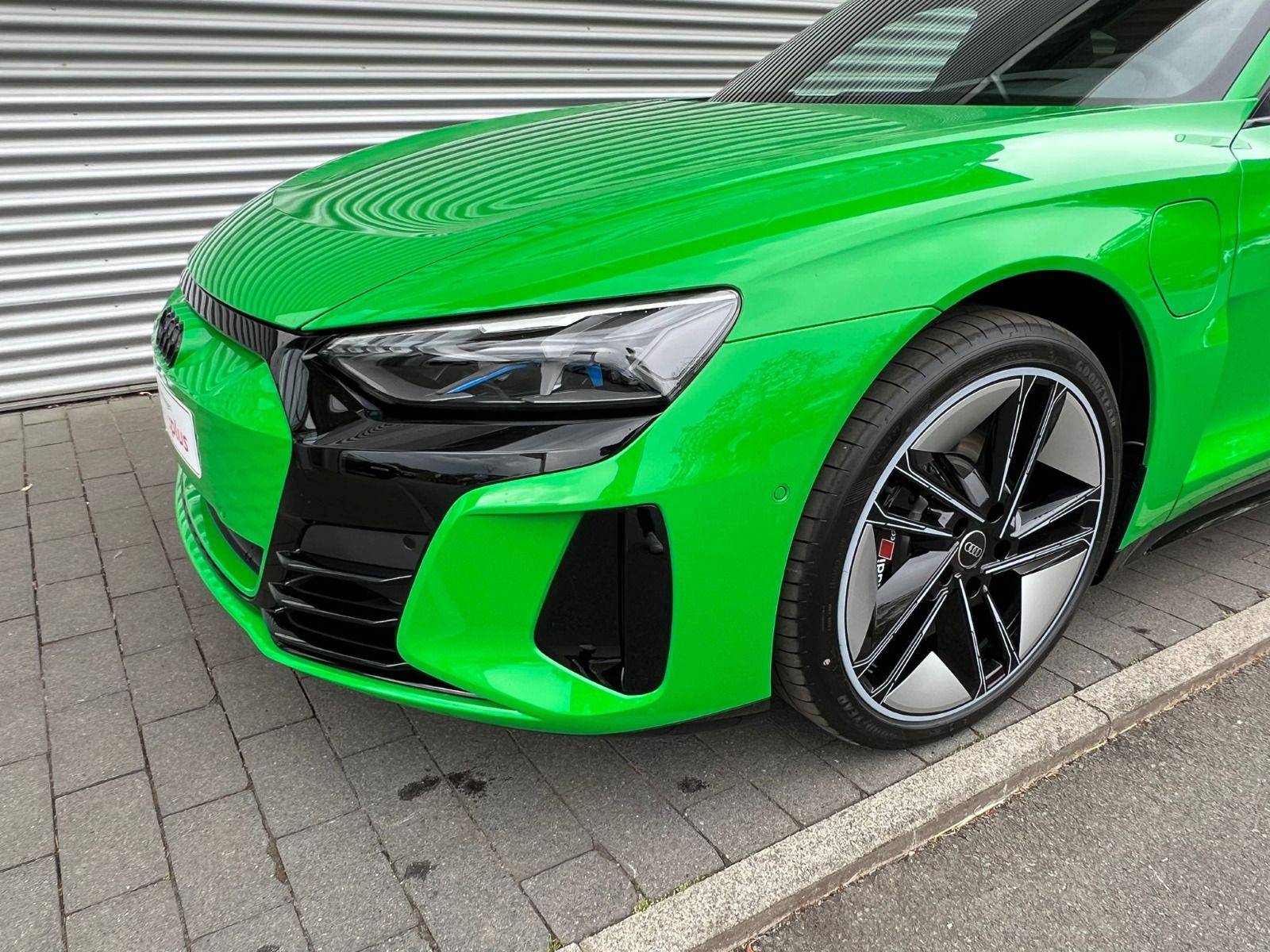 Porsche Taycan Audi Exclusive colors  for the E-Tron GT 5764360_7