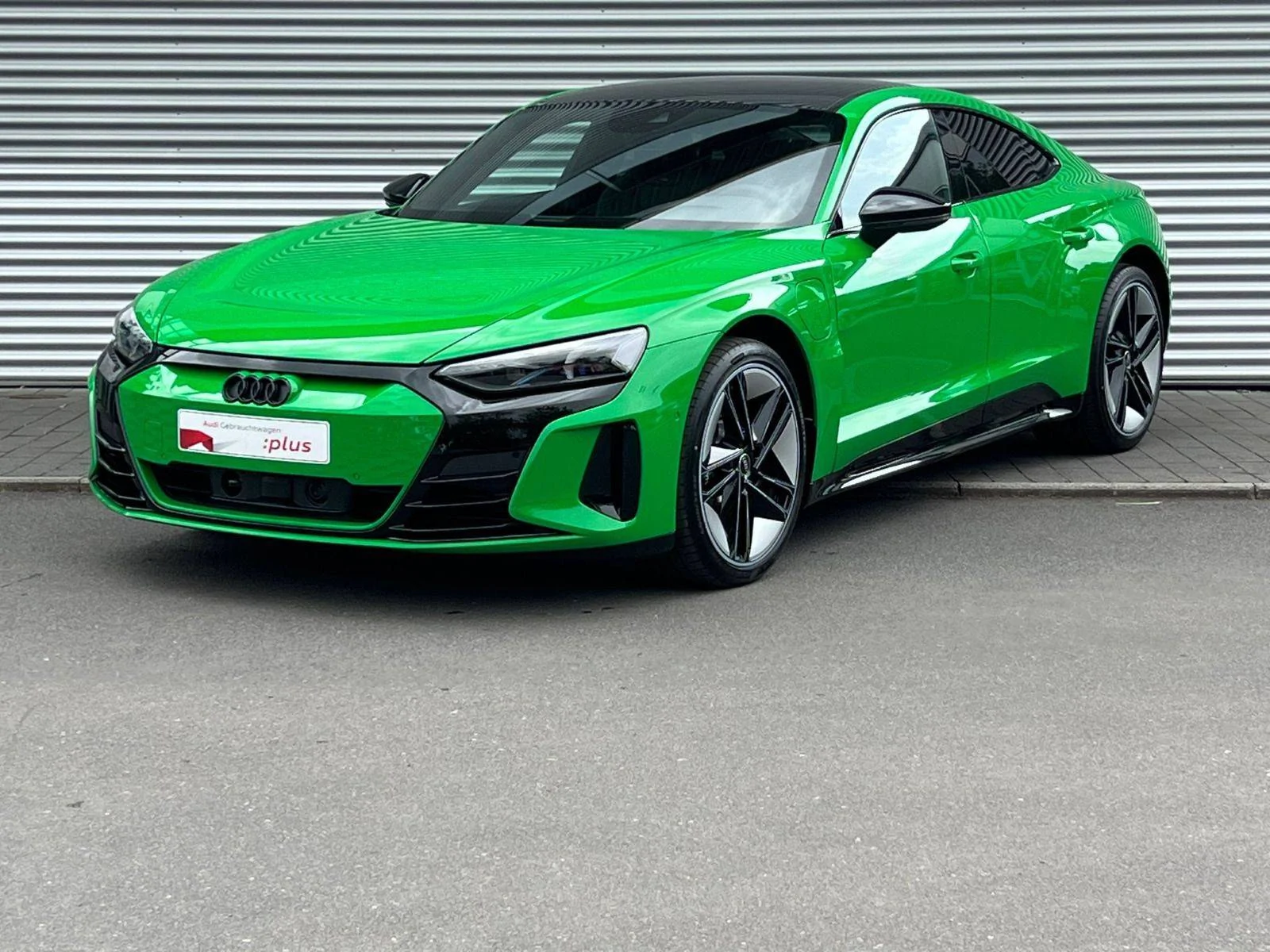 Porsche Taycan Audi Exclusive colors  for the E-Tron GT 5764360_1