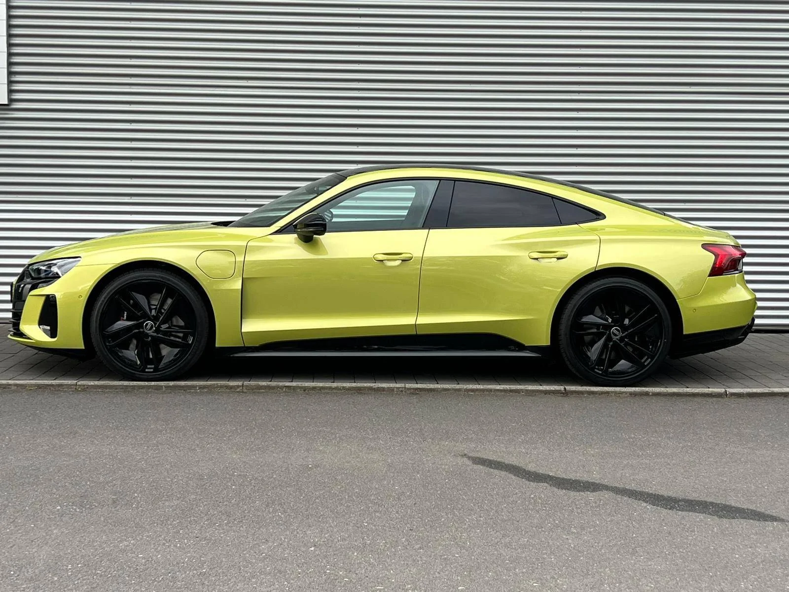 Porsche Taycan Audi Exclusive colors  for the E-Tron GT 5455323_3