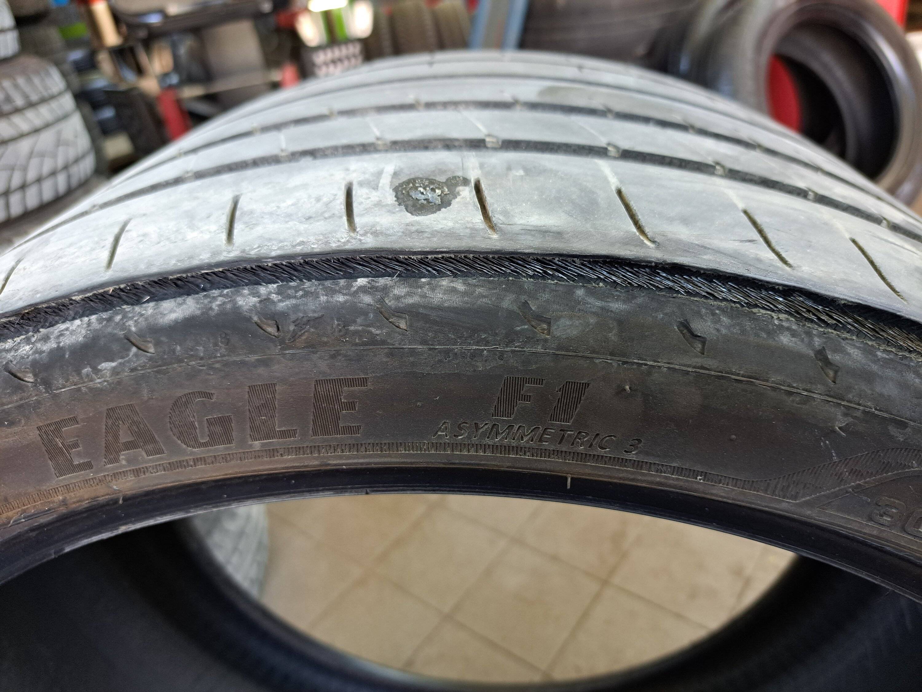 Porsche Taycan Taycan Problem - potential catastrophic tire failure 20230707_101238