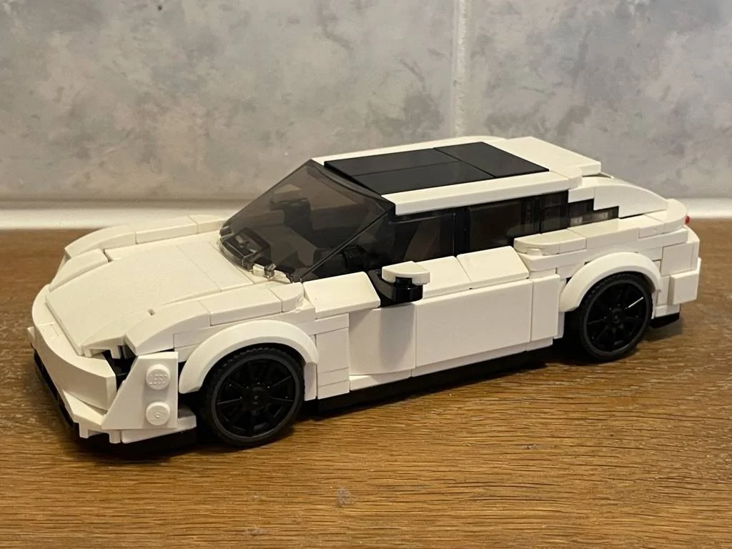 Porsche Taycan Lego Taycan C3AA0427-7562-4659-B597-F6BDF3D733B2_1_105_c