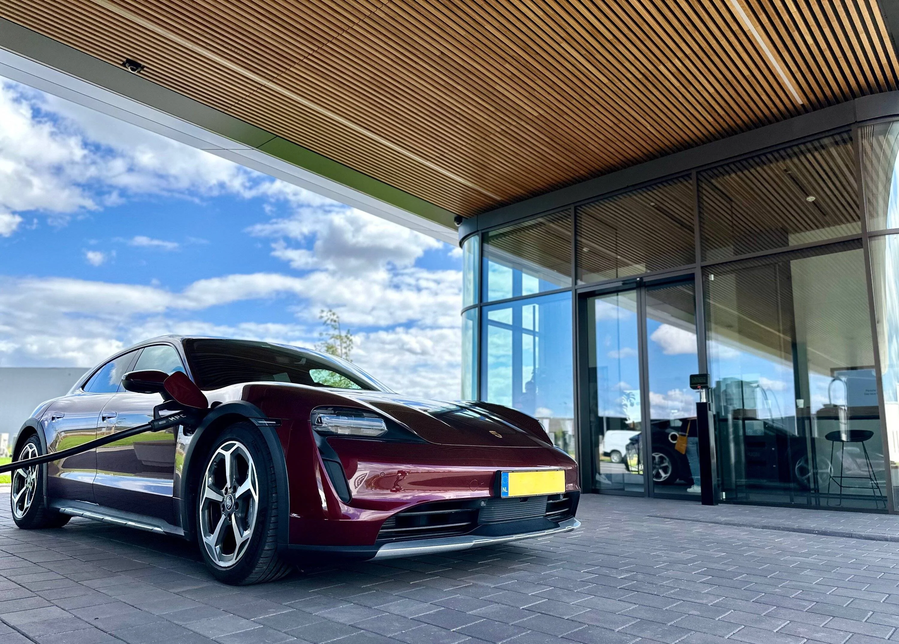 Porsche Taycan First Porsche Charging Lounge opens in Germany IMG_3475