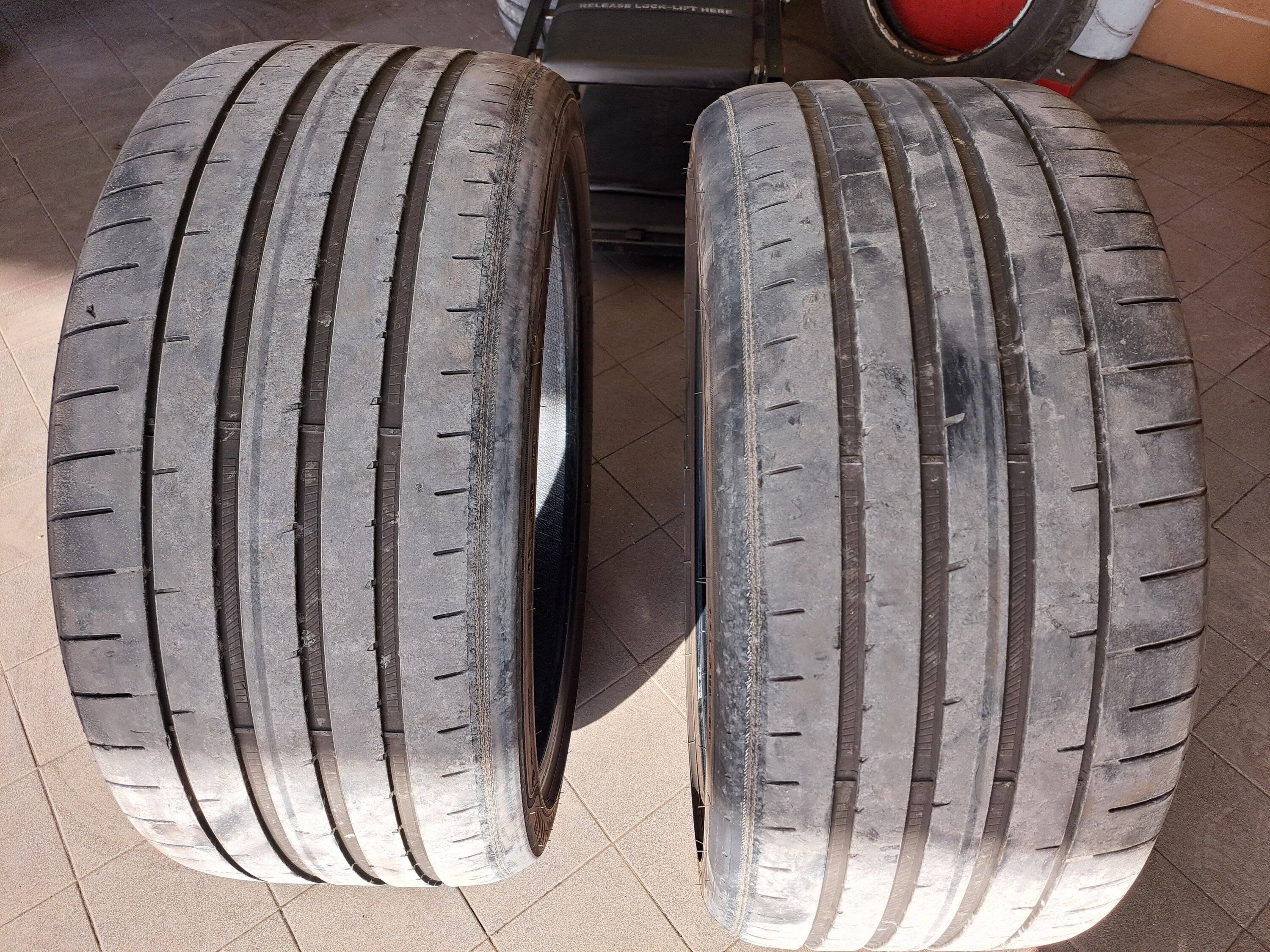 Porsche Taycan Taycan Problem - potential catastrophic tire failure 20230809_175422
