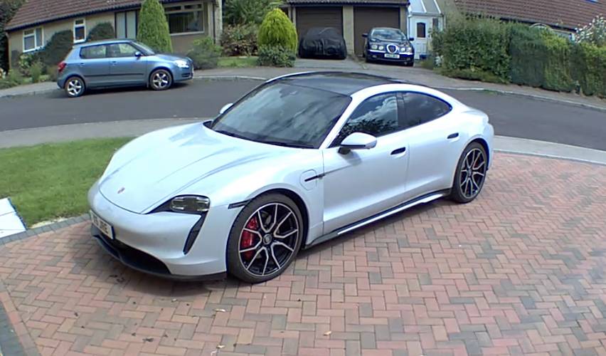 Porsche Taycan Final option consideration - Sport Side Skirts IMG_1799