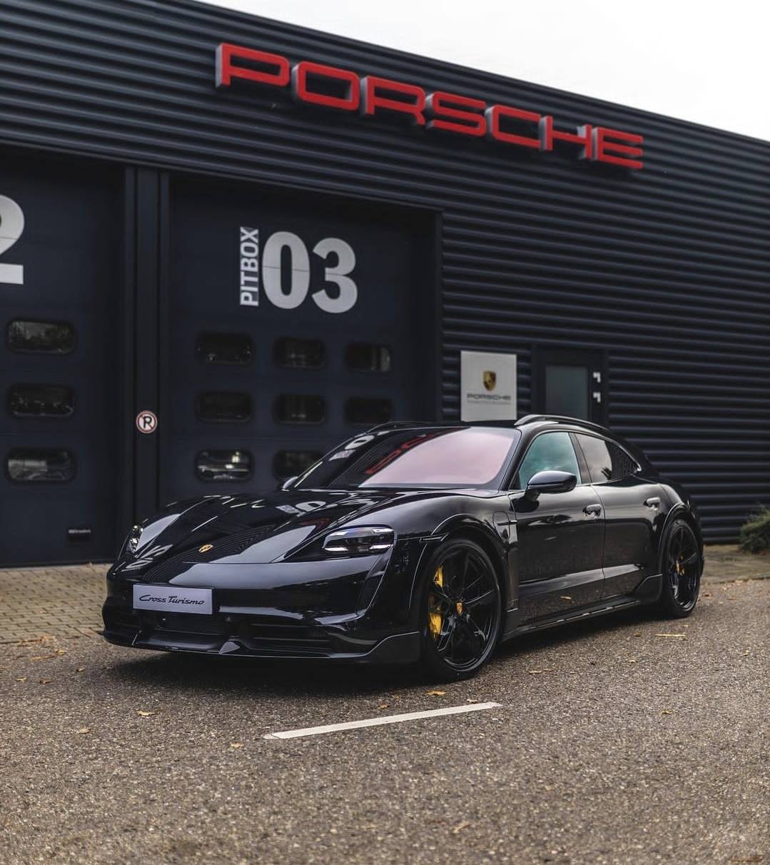 Porsche Taycan Trading MY23 4s CT for a MY22 Turbo S CT - thoughts Screenshot_20230803_124448_Gallery