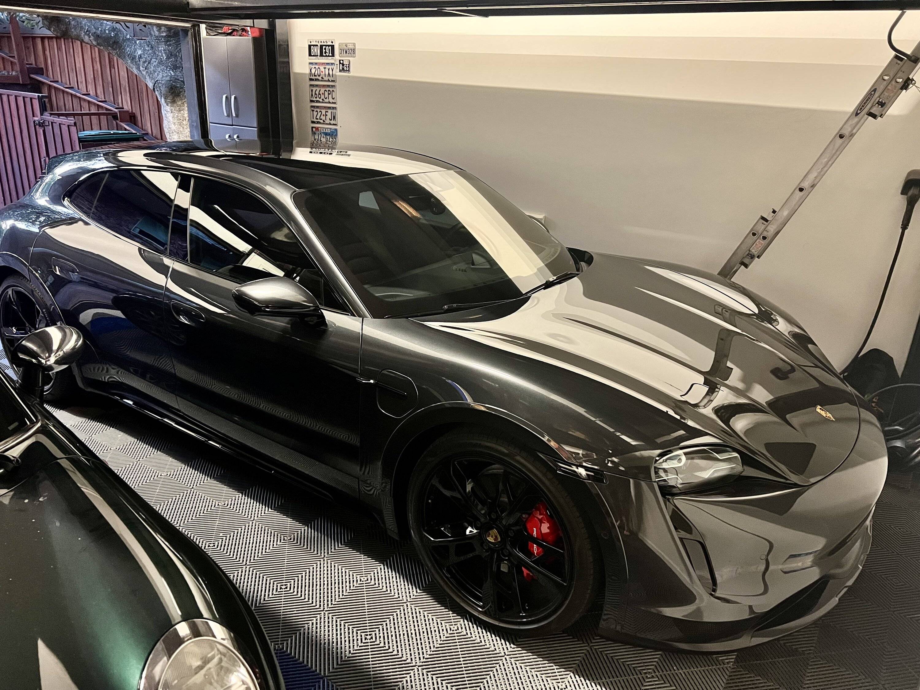 Porsche Taycan A 2022 Cross Turismo 4S: From Order to Delivery to Mods IMG_2374