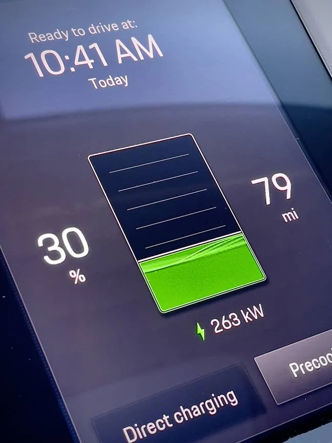 Porsche Taycan Maximum charging speed 263_KW_sm