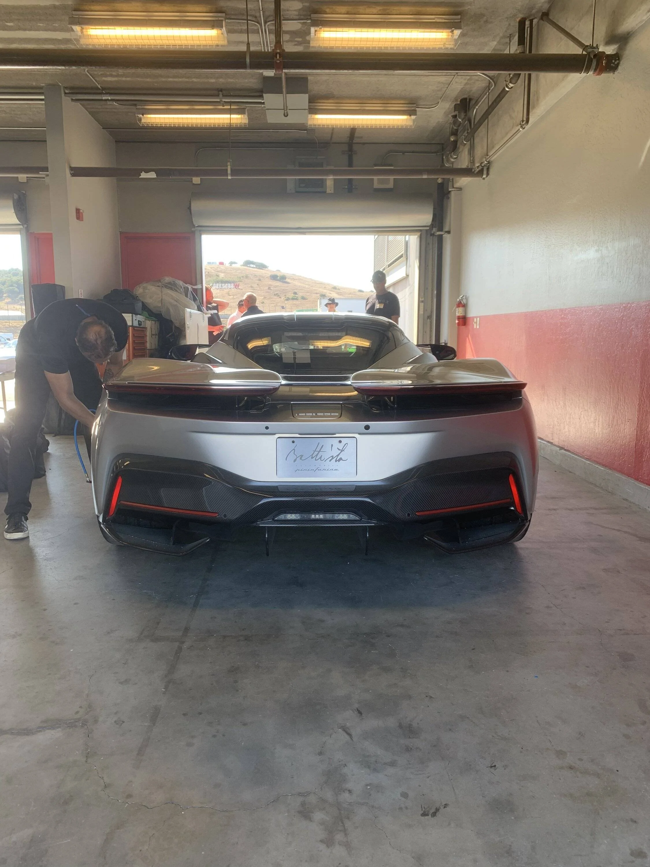 Porsche Taycan Pininfarina Battista 1AB14015-DF79-49EB-BB89-DE0D1F88CAF8