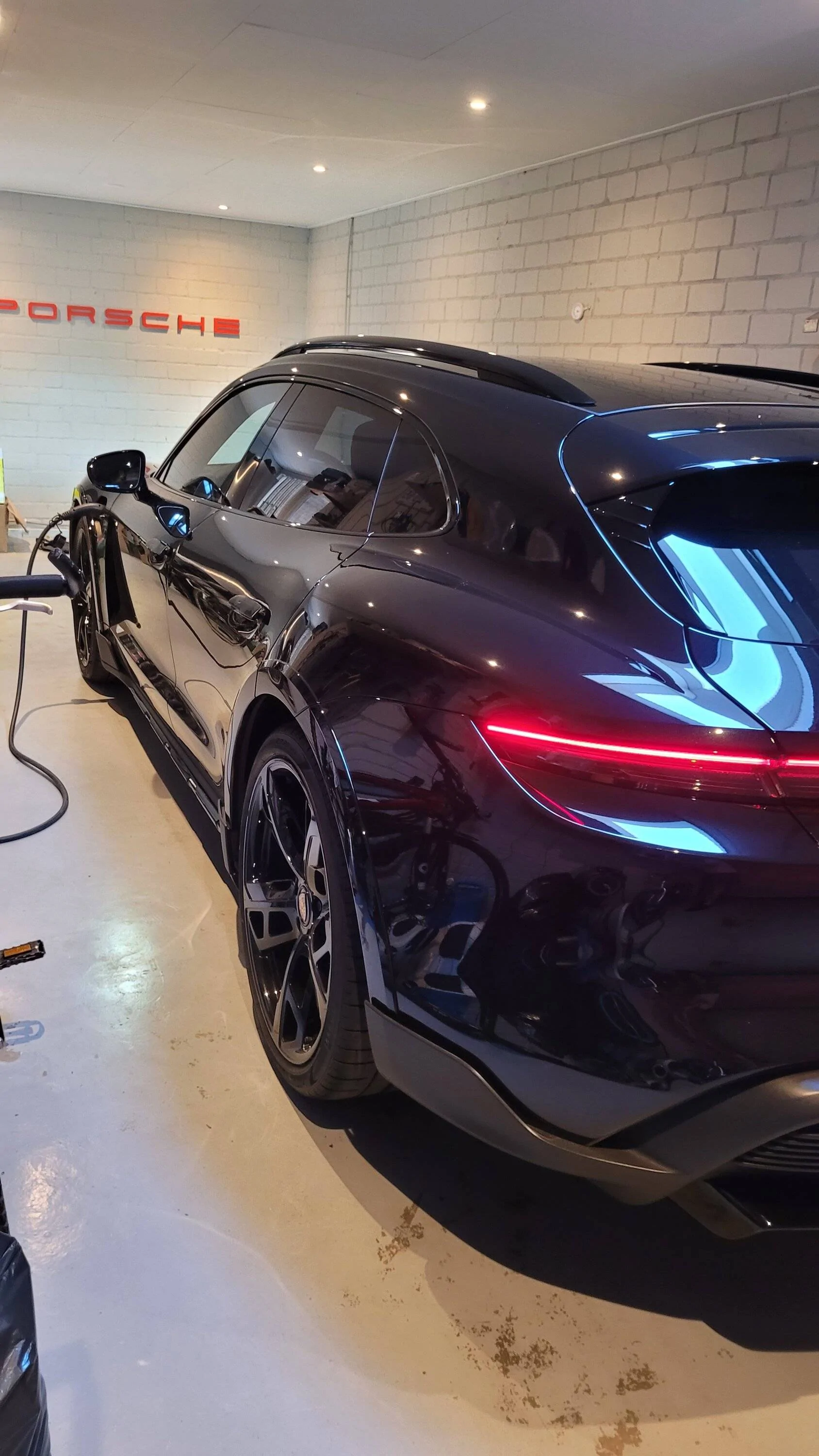 Porsche Taycan Trading MY23 4s CT for a MY22 Turbo S CT - thoughts 20230822_181407