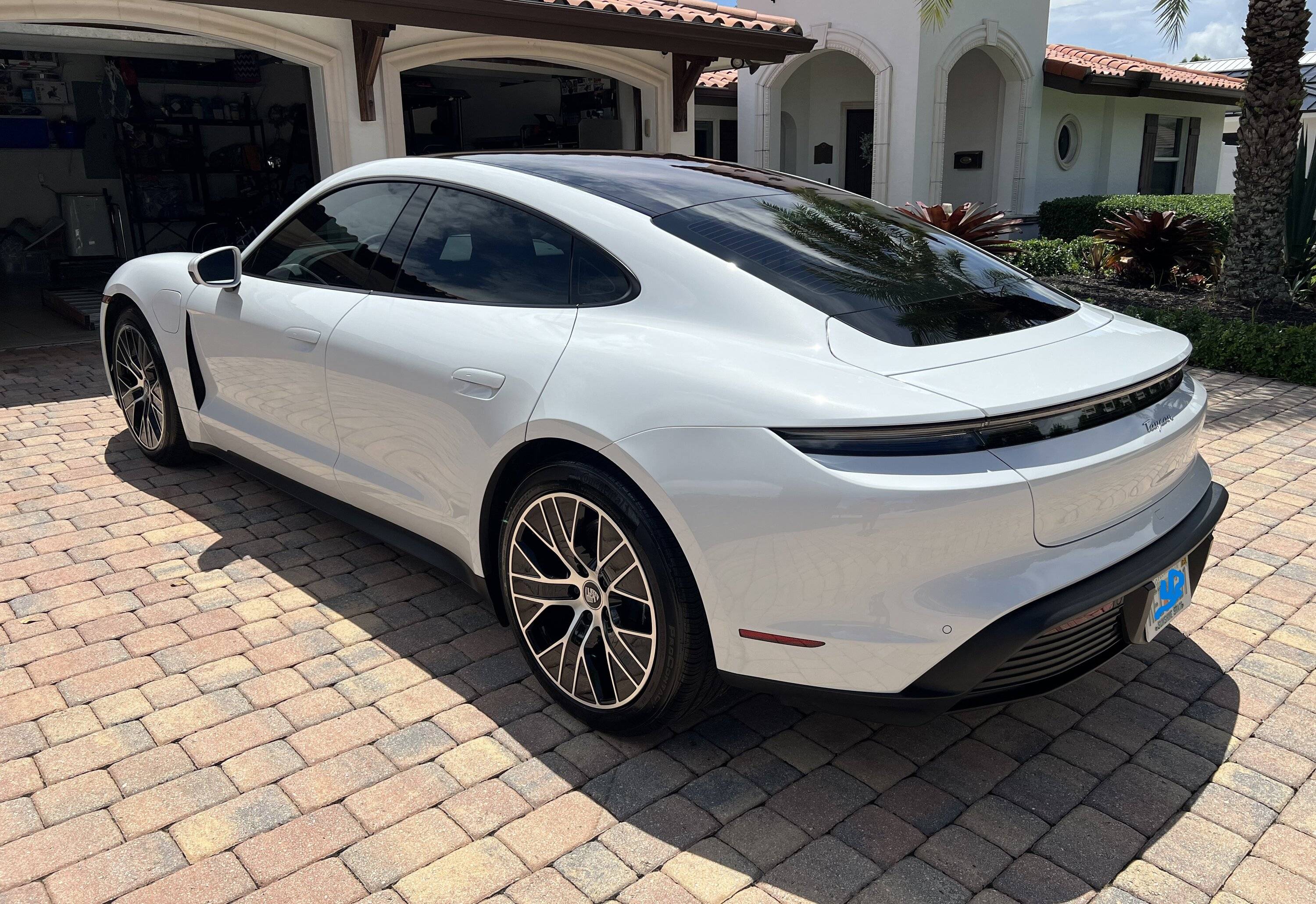 Porsche Taycan Excellent Condition Low Miles 2021 Taycan Base with Performance Battery +.  Asking $84,949. IMG-6566