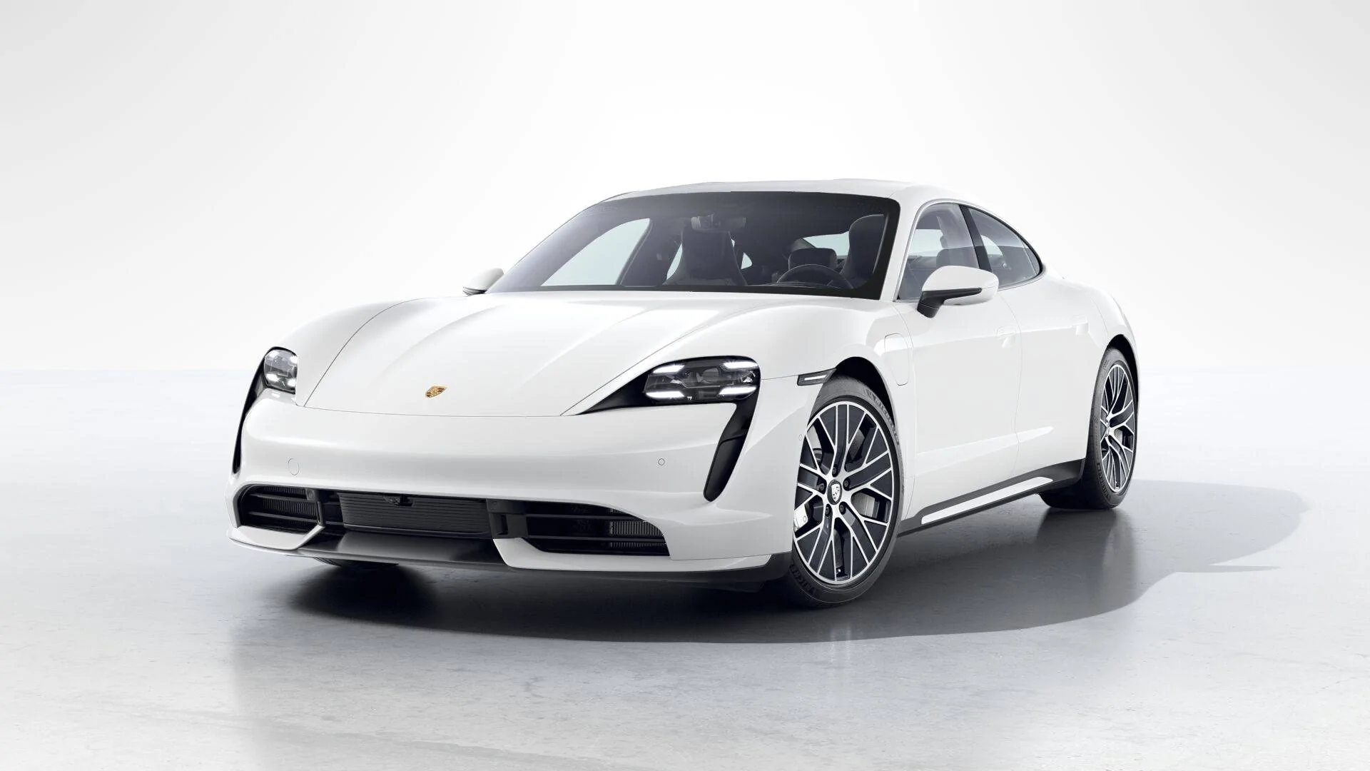 Porsche Taycan What option is this? turbo frontsid
