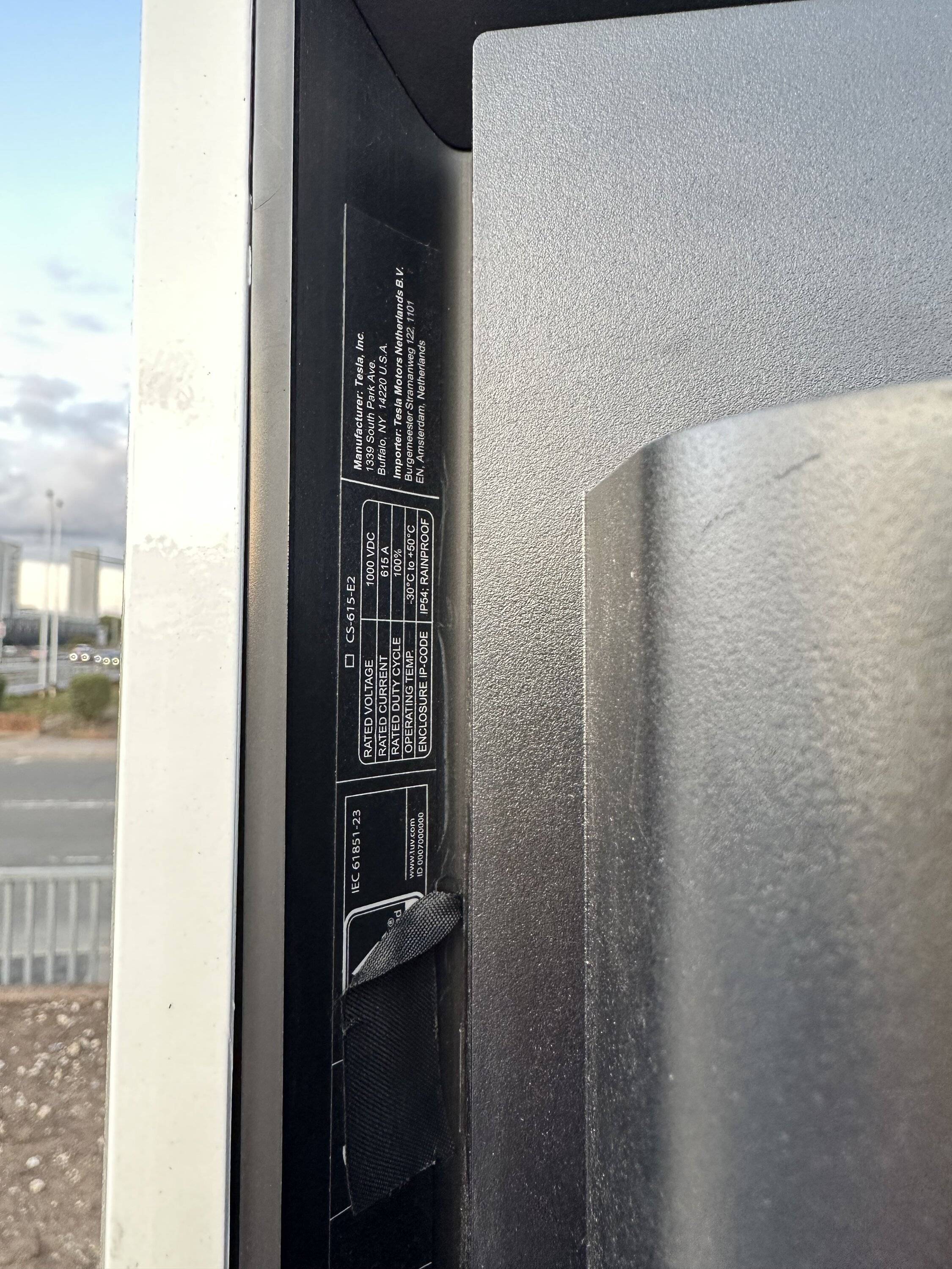 Porsche Taycan First Tesla V4 site in the world with payment terminals IMG_1996