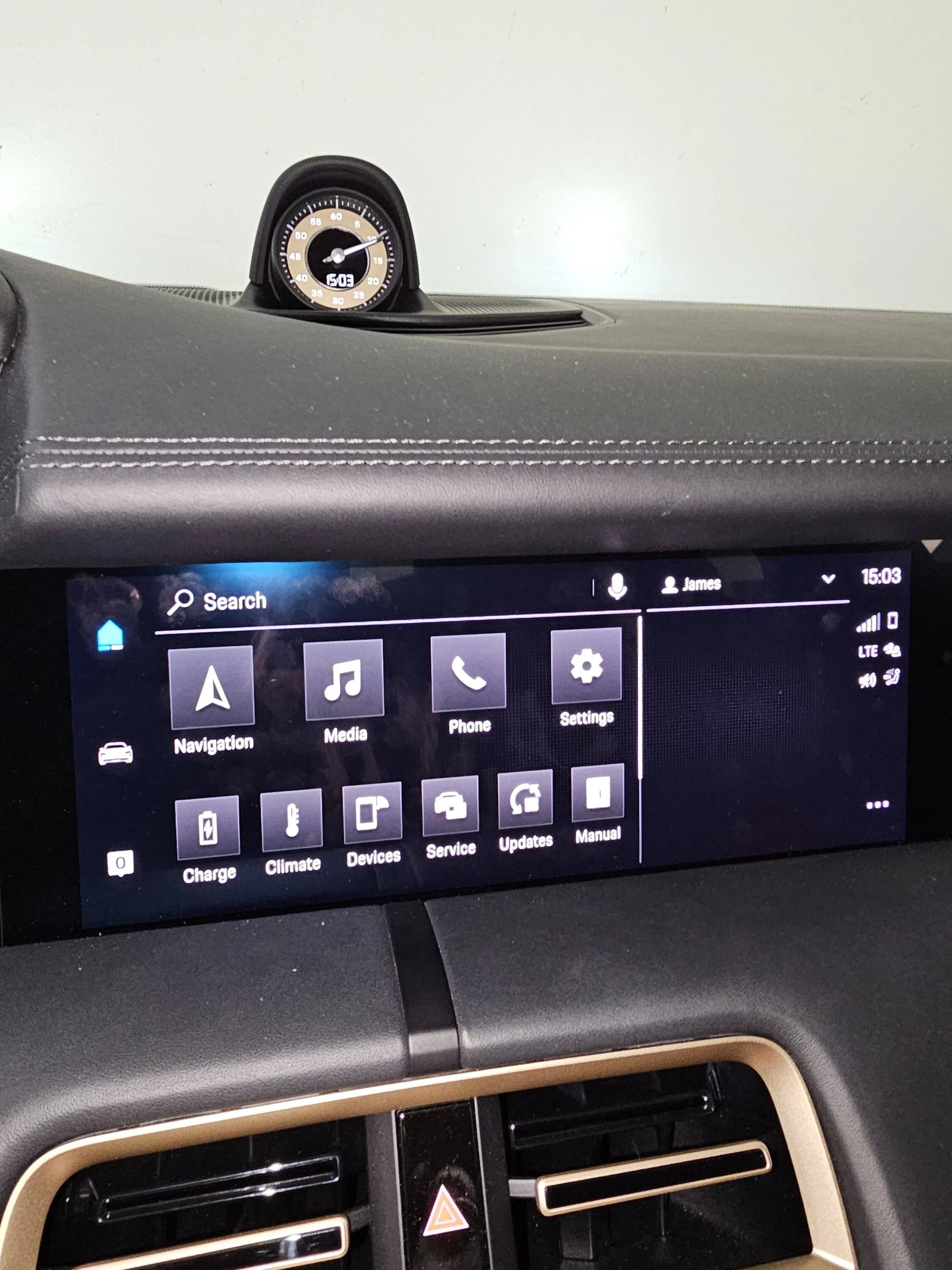 Porsche Taycan Android Auto 20230902_150309