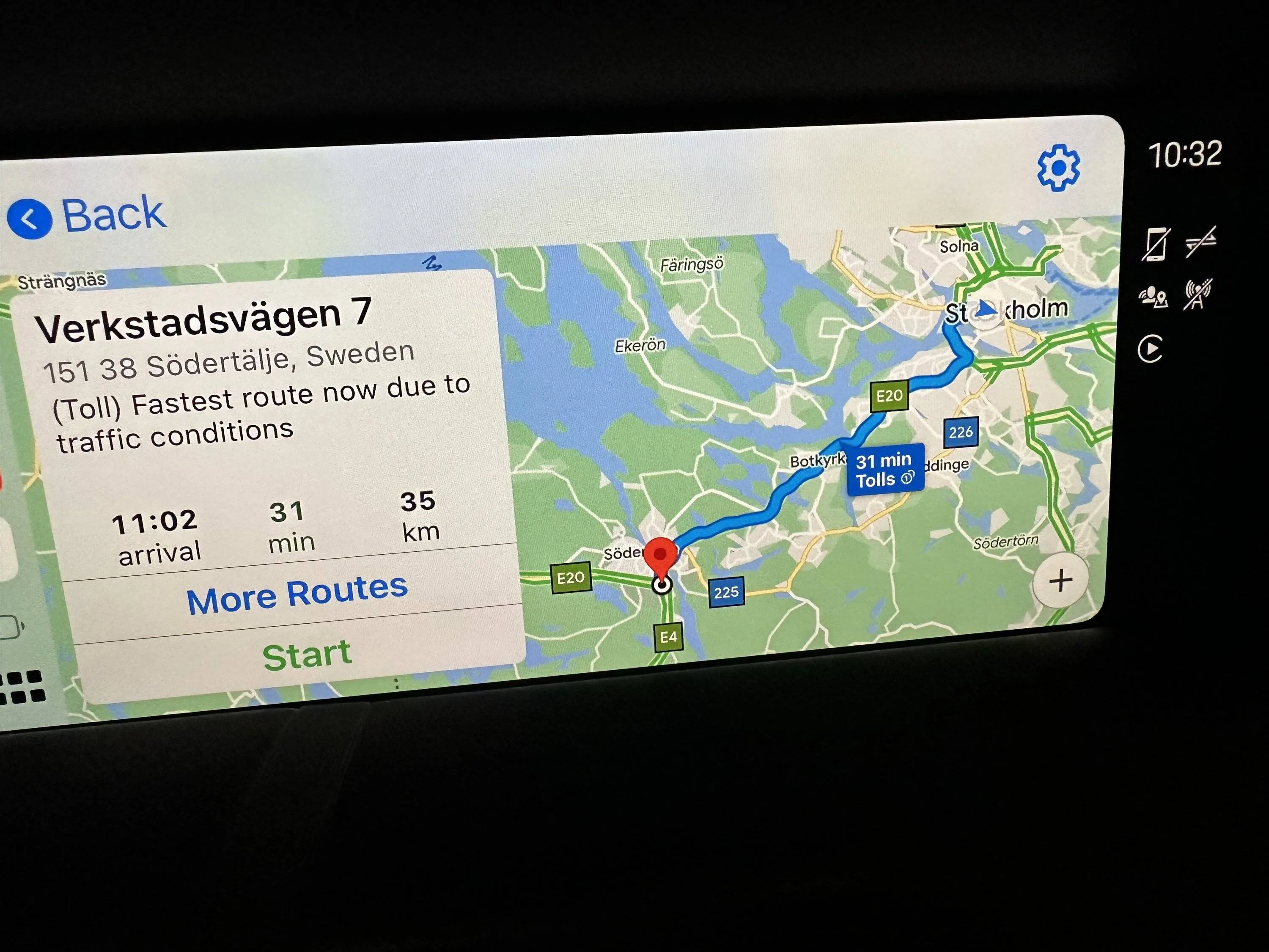 Porsche Taycan what does CarPlay give you? IMG_0789