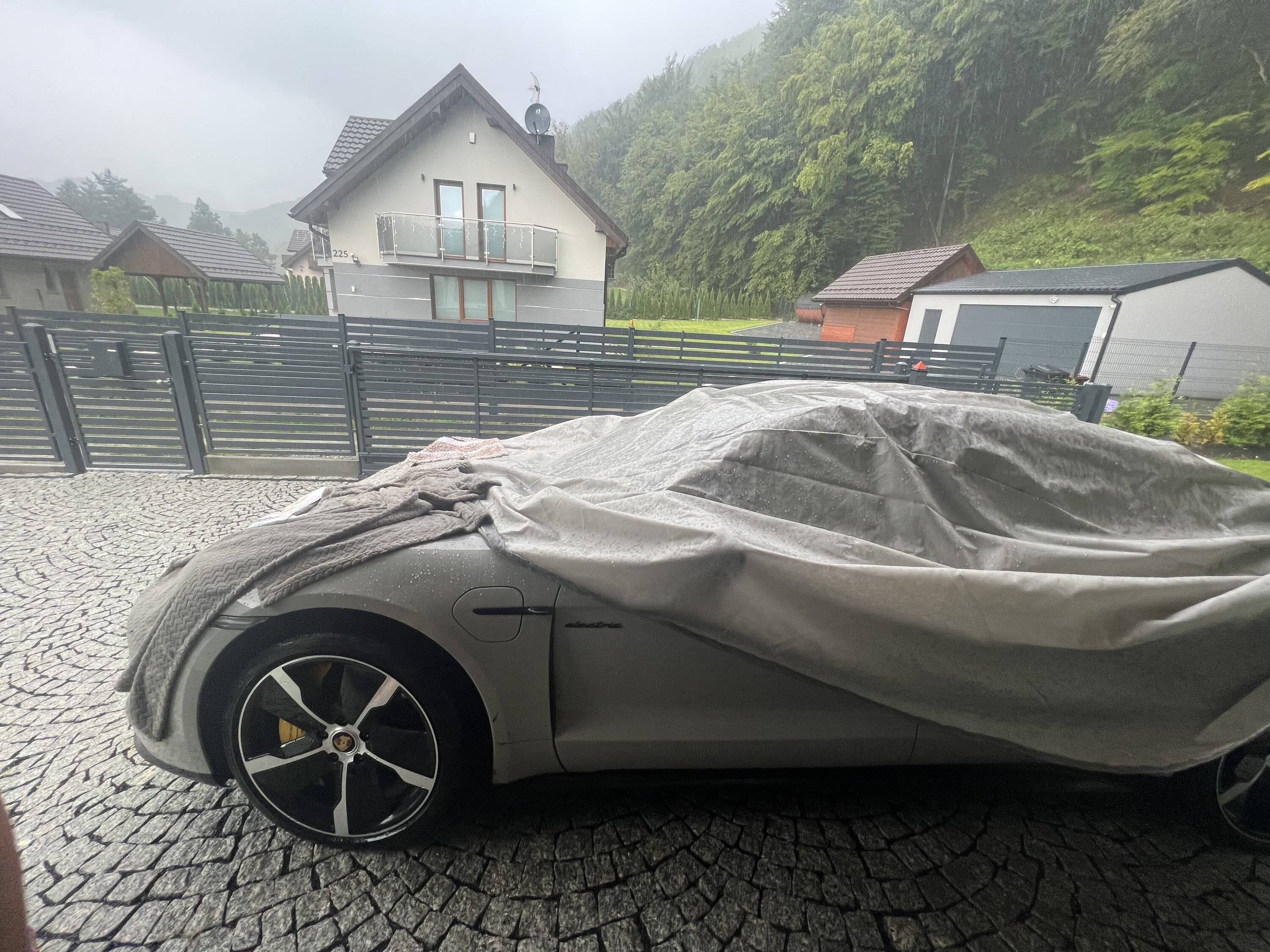 Porsche Taycan Location! Location! Location!  Post Artistic Photos of Your Taycan with Scenery IMG_5917