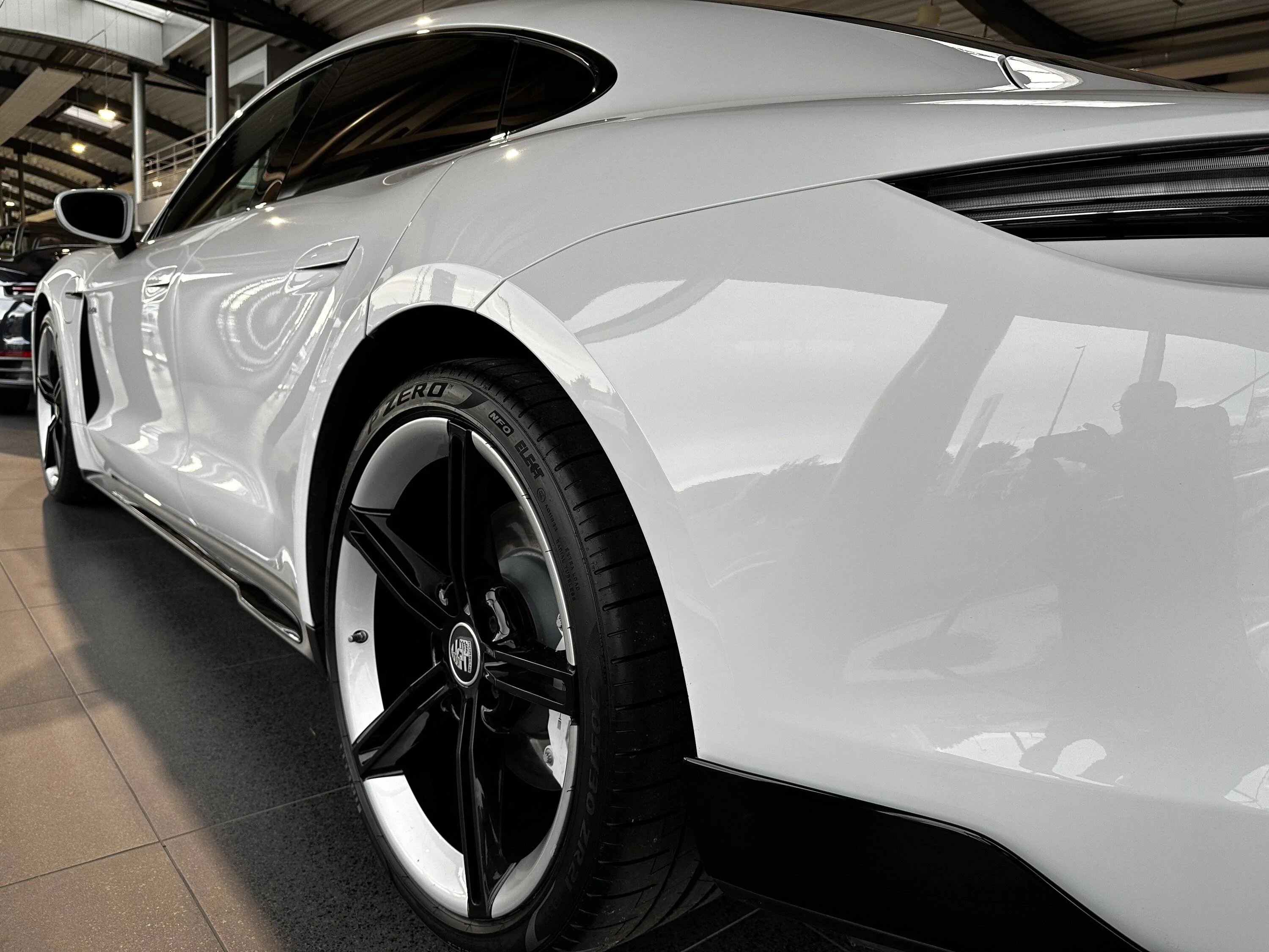 Porsche Taycan Mission E Wheels - White or Gray? IMG_0796