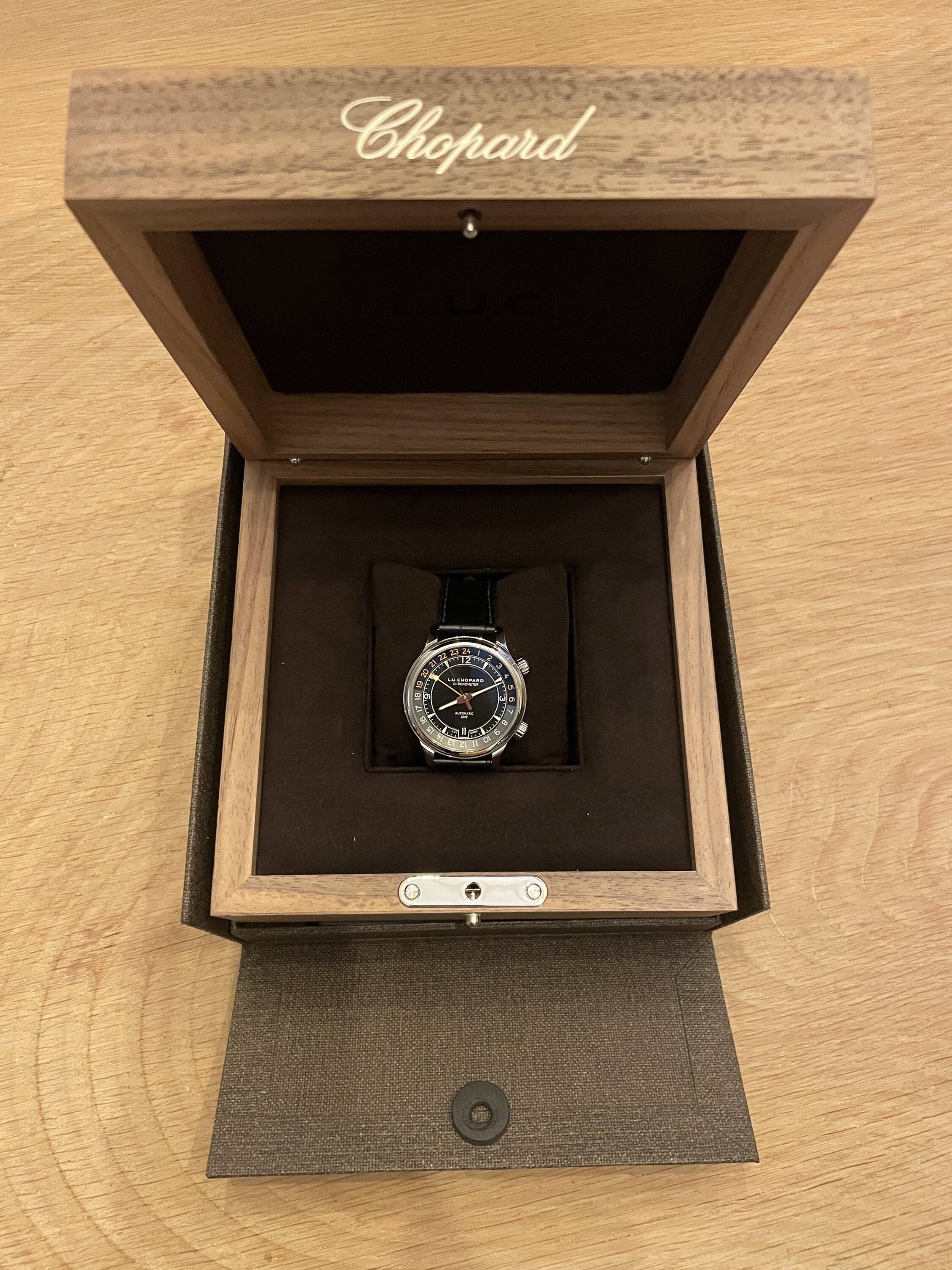 Porsche Taycan Watch collectors - let's talk watches here! tempImagep1qBrf