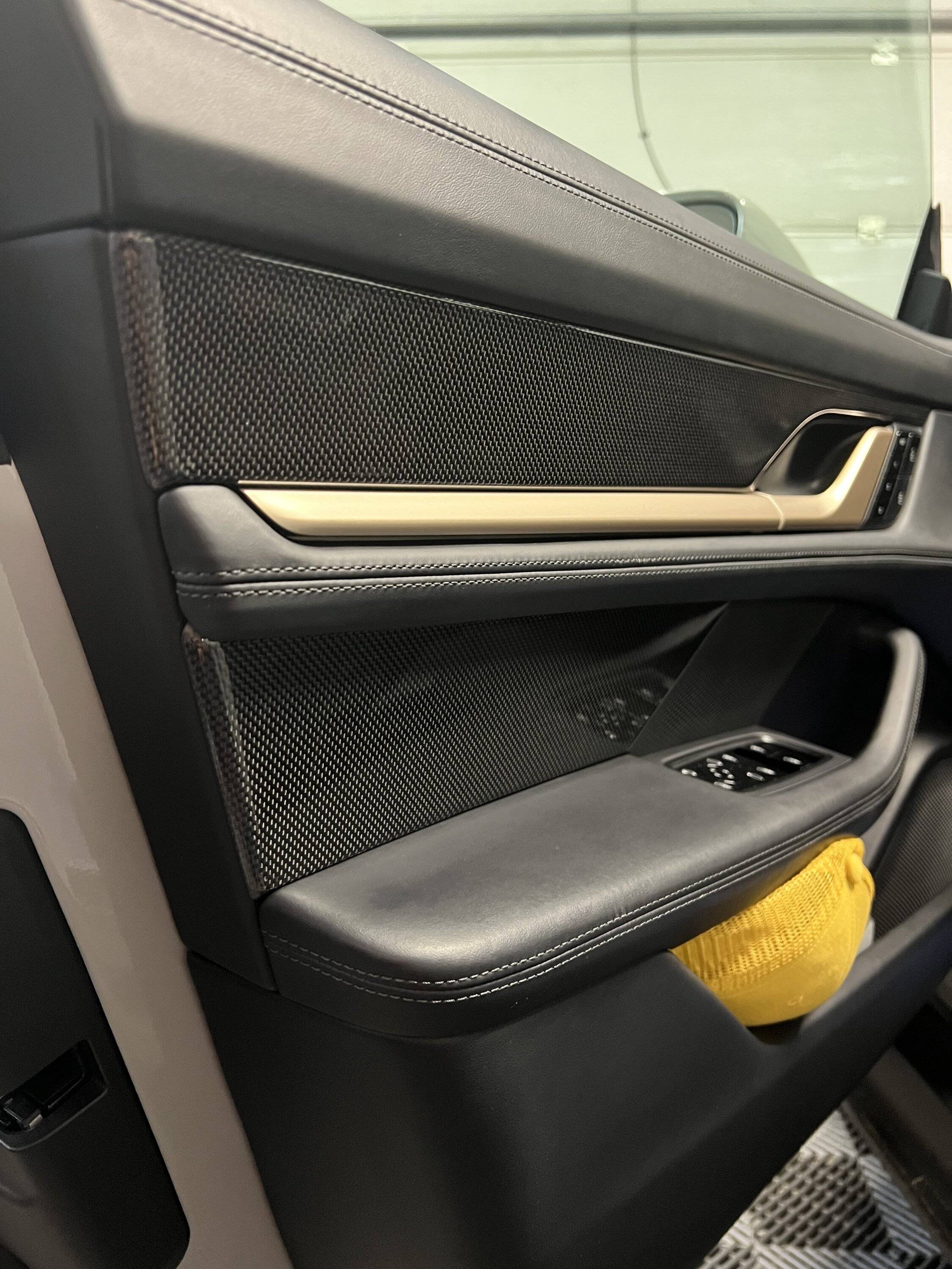 Porsche Taycan Matte to Gloss Carbon Fiber Interior IMG_6089
