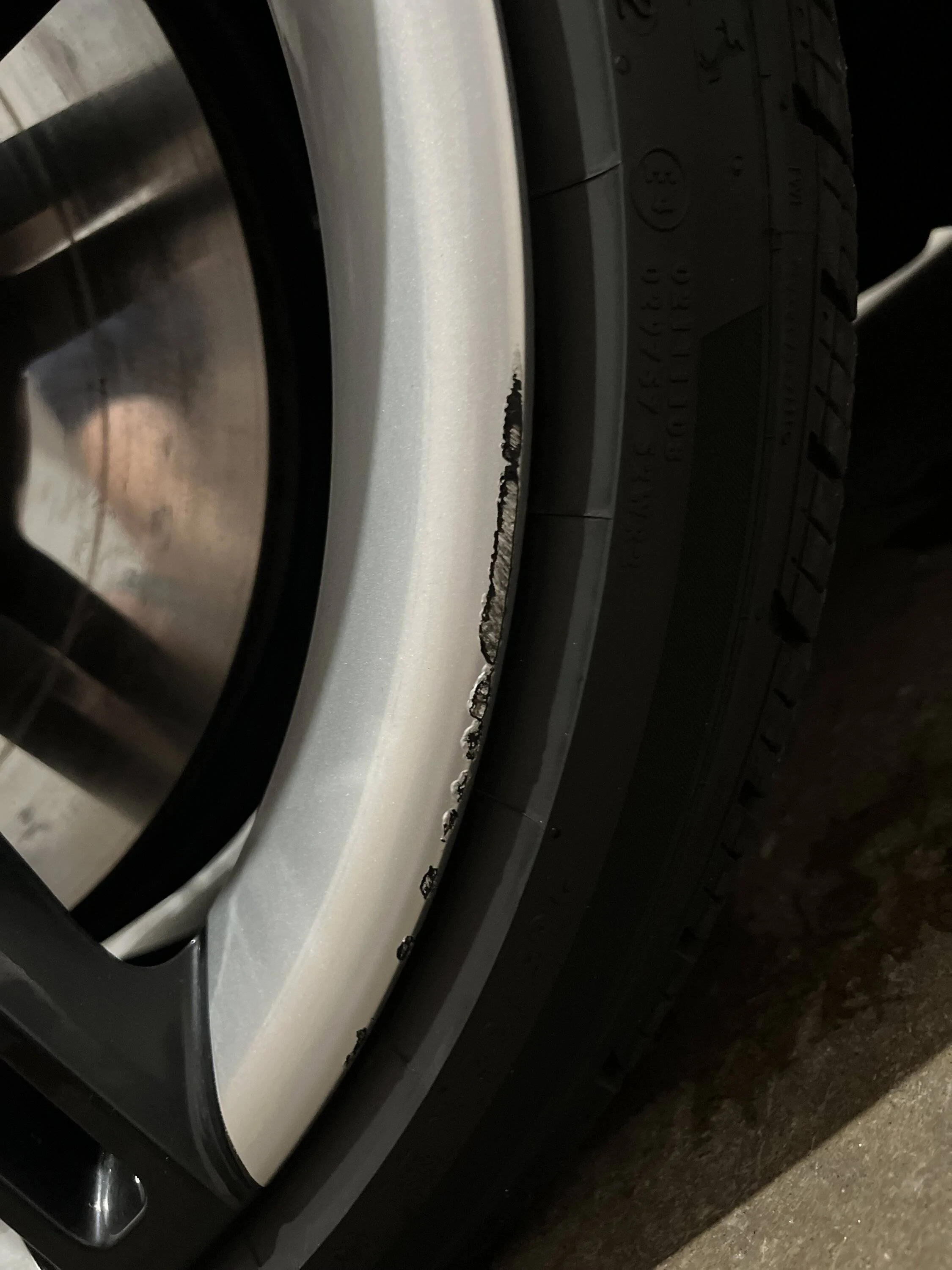 Porsche Taycan FS: Mission E wheels with TPMS & Tires IMG_6813