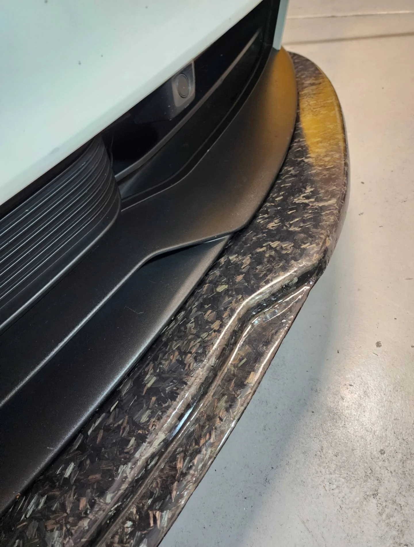 Porsche Taycan Finished the Forged Carbon Fiber Front Splitter and Side Skirts Screenshot_20230922_071255_Gallery