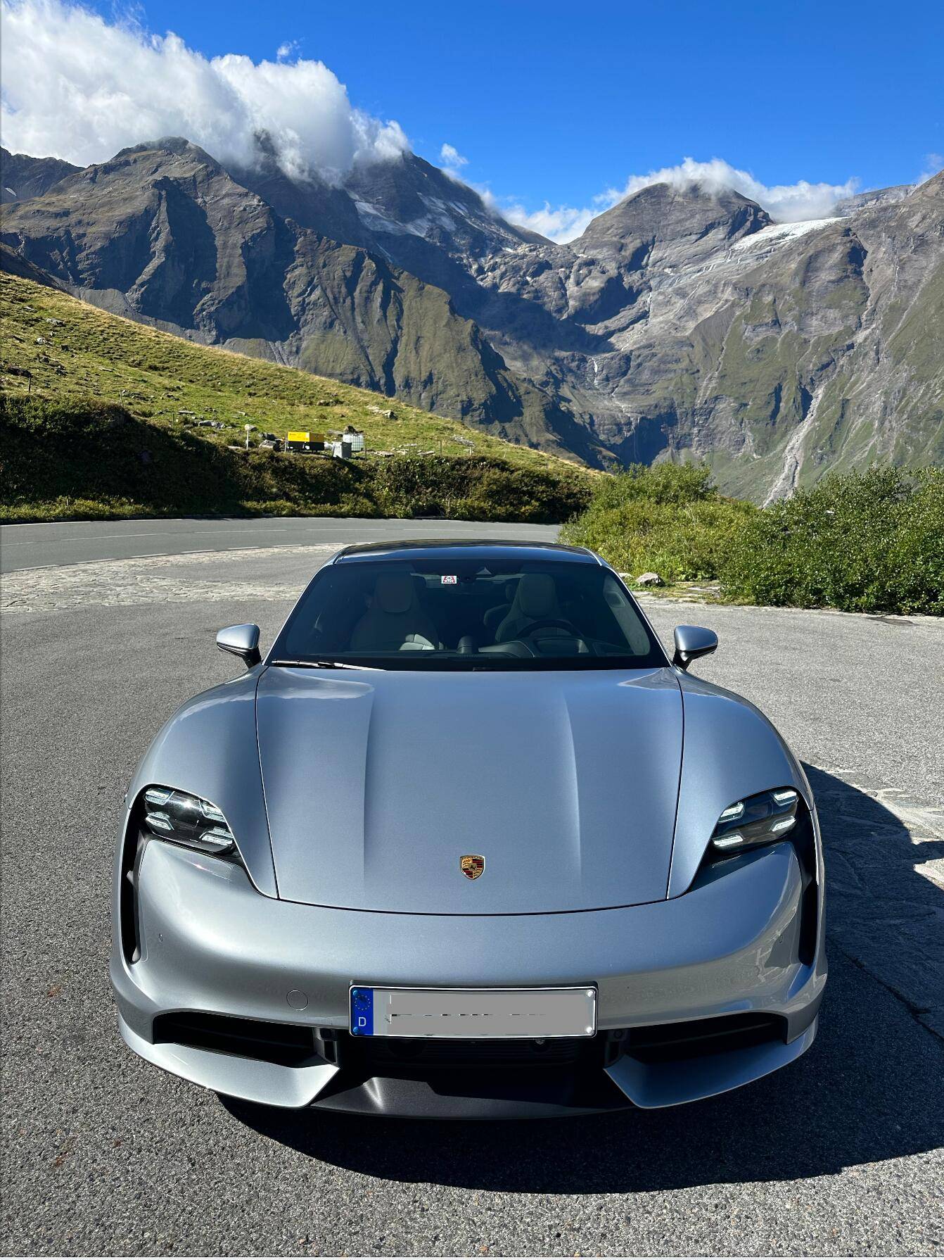 Porsche Taycan Taycan Turbo is in the garage! Screen Shot 2023-09-25 at 10.04.18 PM