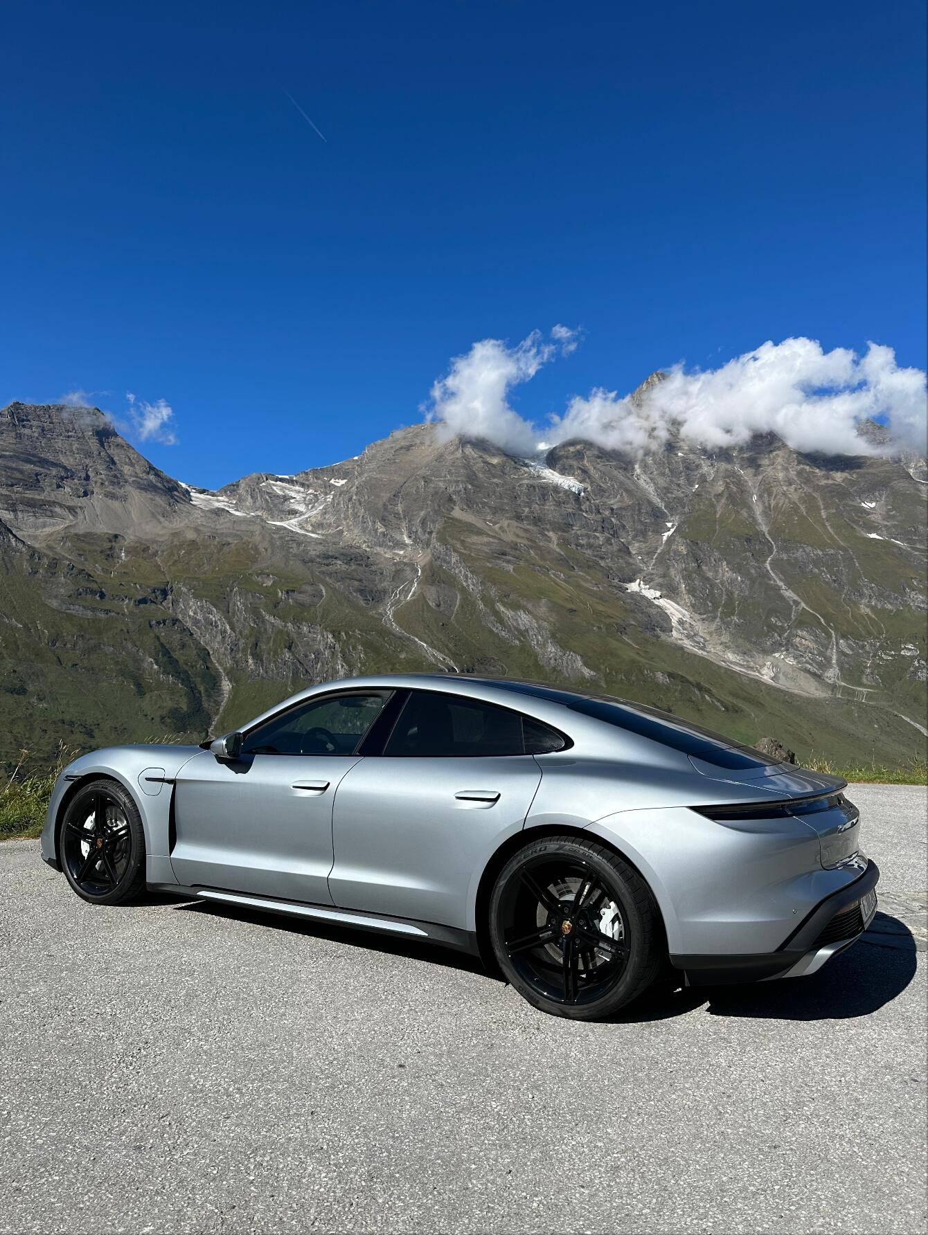 Porsche Taycan Taycan Turbo is in the garage! Screen Shot 2023-09-25 at 10.05.13 PM