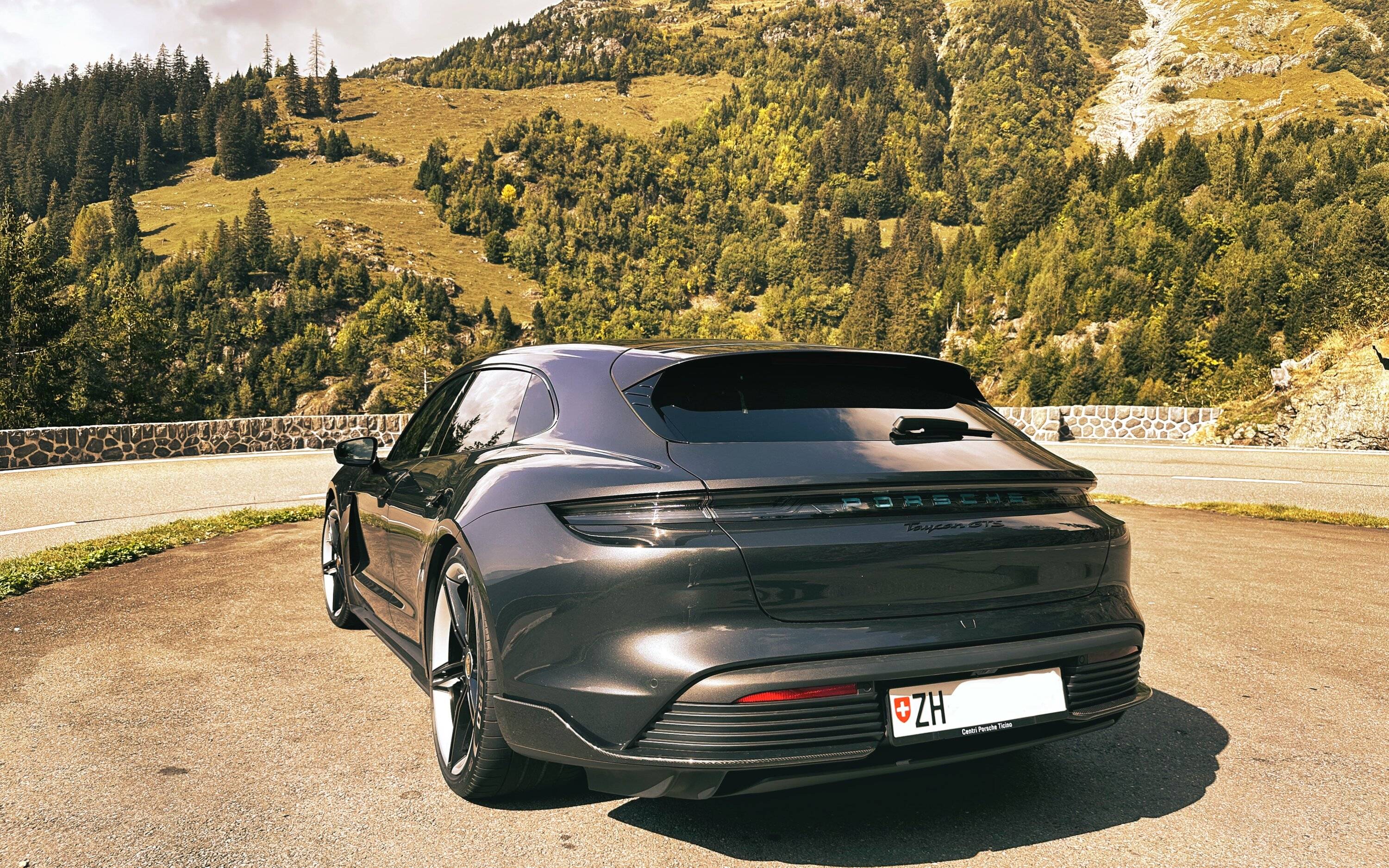 Porsche Taycan VOLCANO GREY Taycan Club IMG_4894_edits