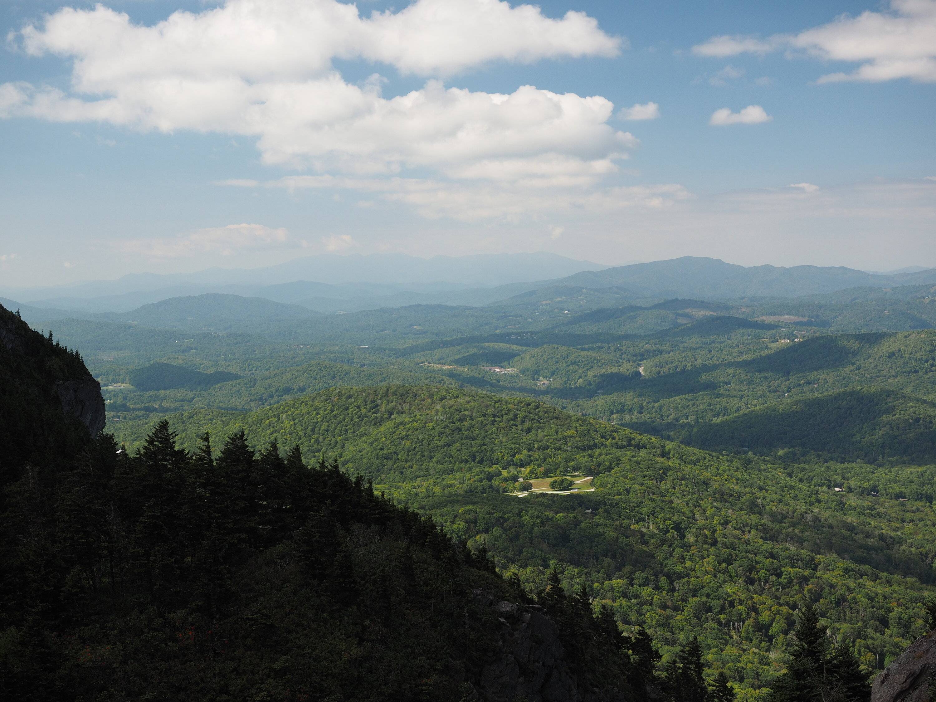 Porsche Taycan The Blue Ridge Parkway - It's possible. P9190039.JPG
