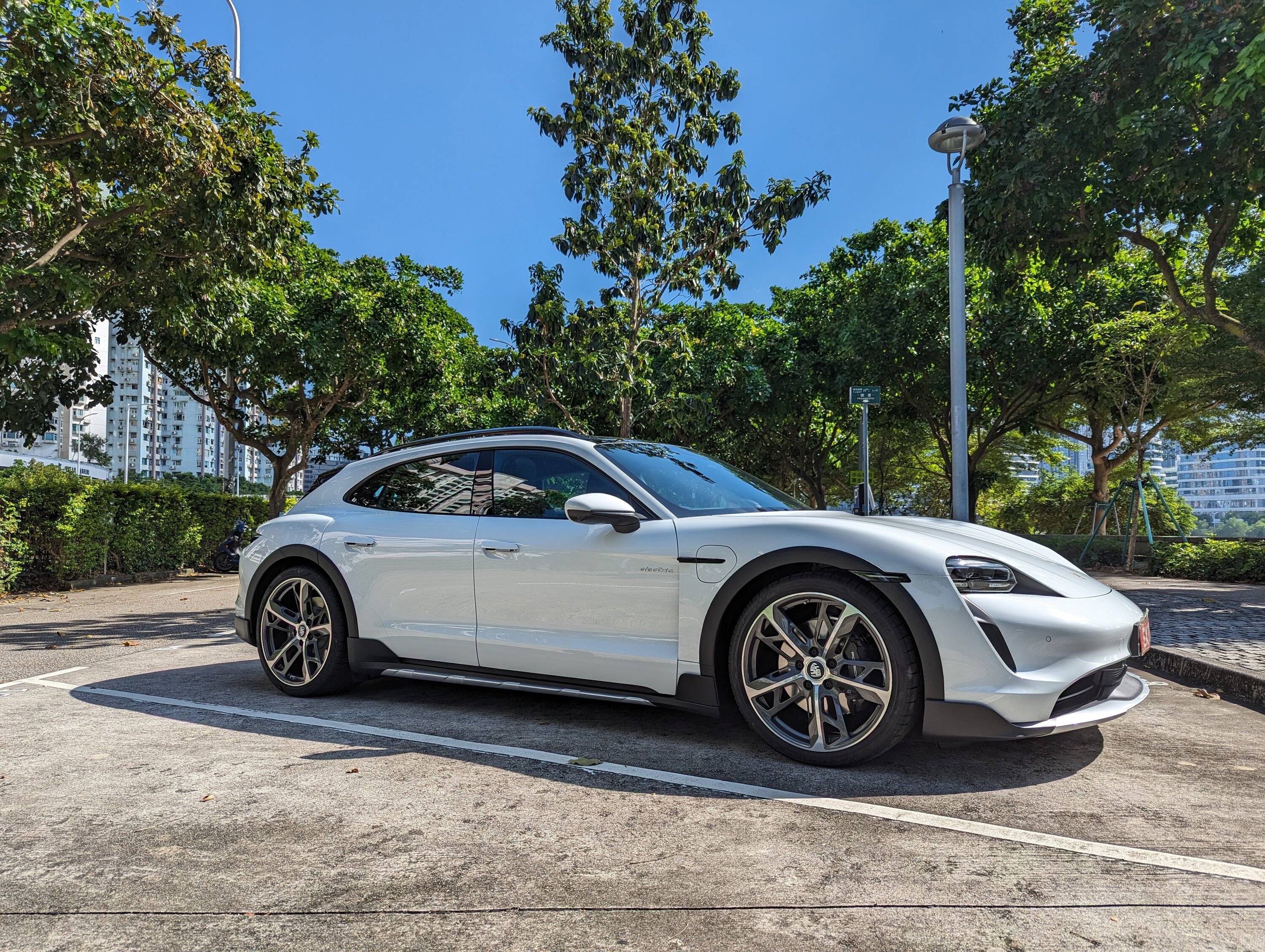 Porsche Taycan Got my MY2024 Taycan CT delivered PXL_20230926_070102351