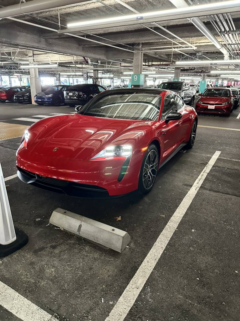 Porsche Taycan LCA/EW Warning after Vinyl Wrap E486DF8D-3BF2-4485-B35D-EC922A5FD2CA_1_105_c