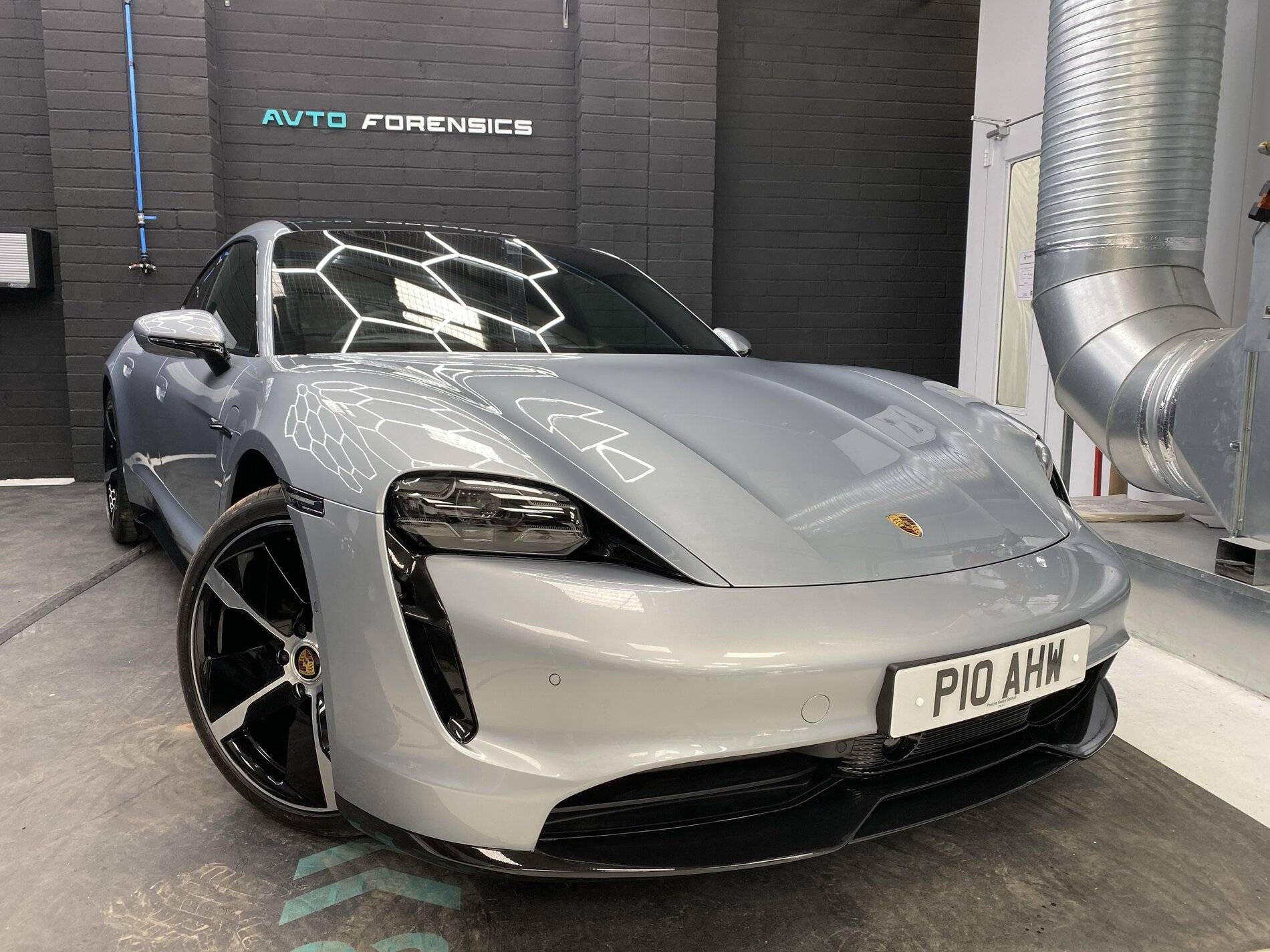 Porsche Taycan Taycan 4S - Dolomite SIlver - PPS - Ceramic Coated IMG_2164