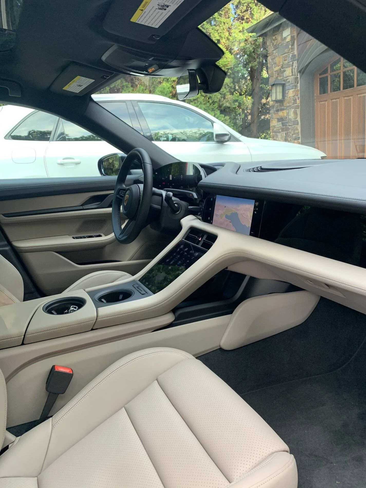 Porsche Taycan It finally arrived! Jet Black 4S 381A23EE-F0C6-421A-93C9-4C07D635D343