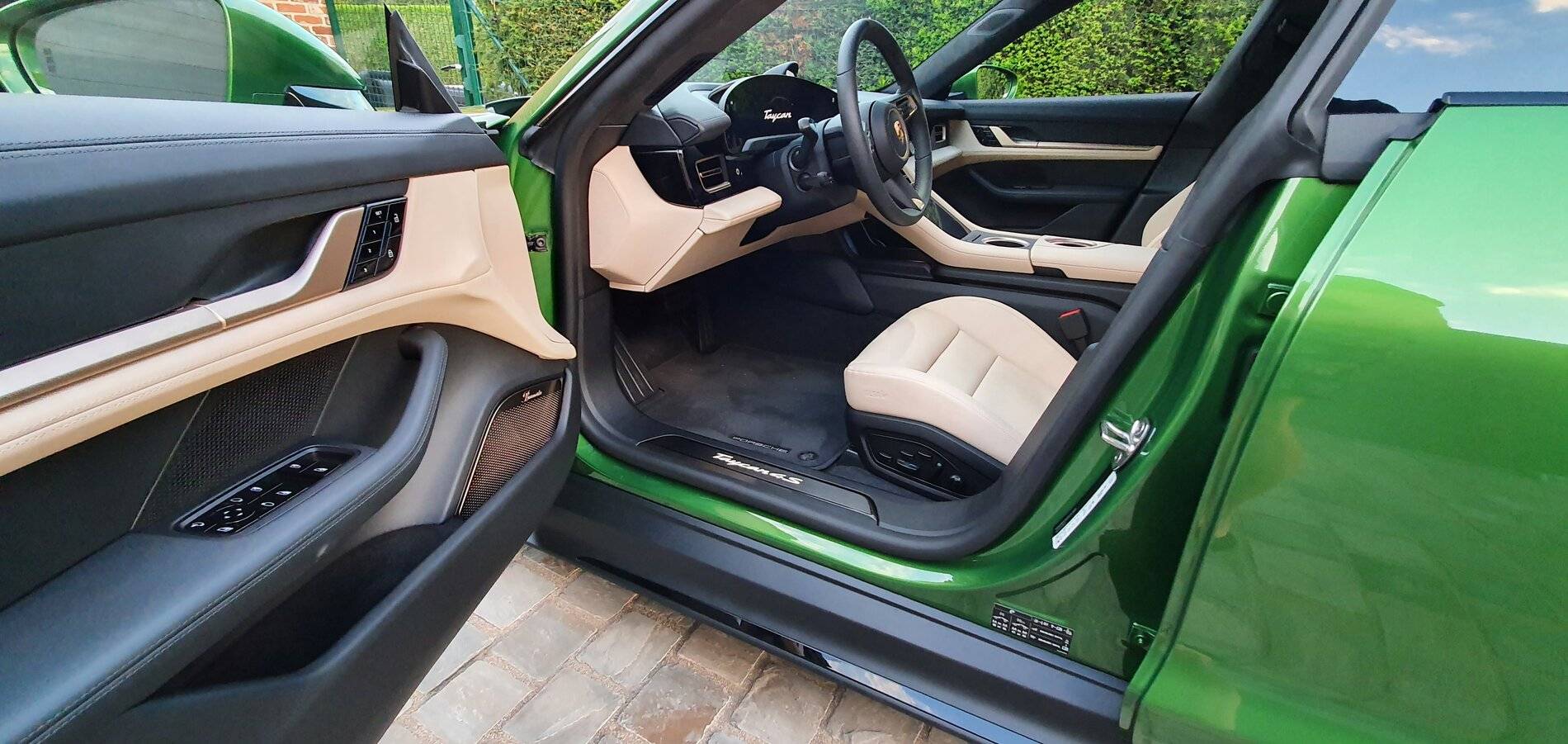 Porsche Taycan Official Taycan Owners Registry 20200727_210734
