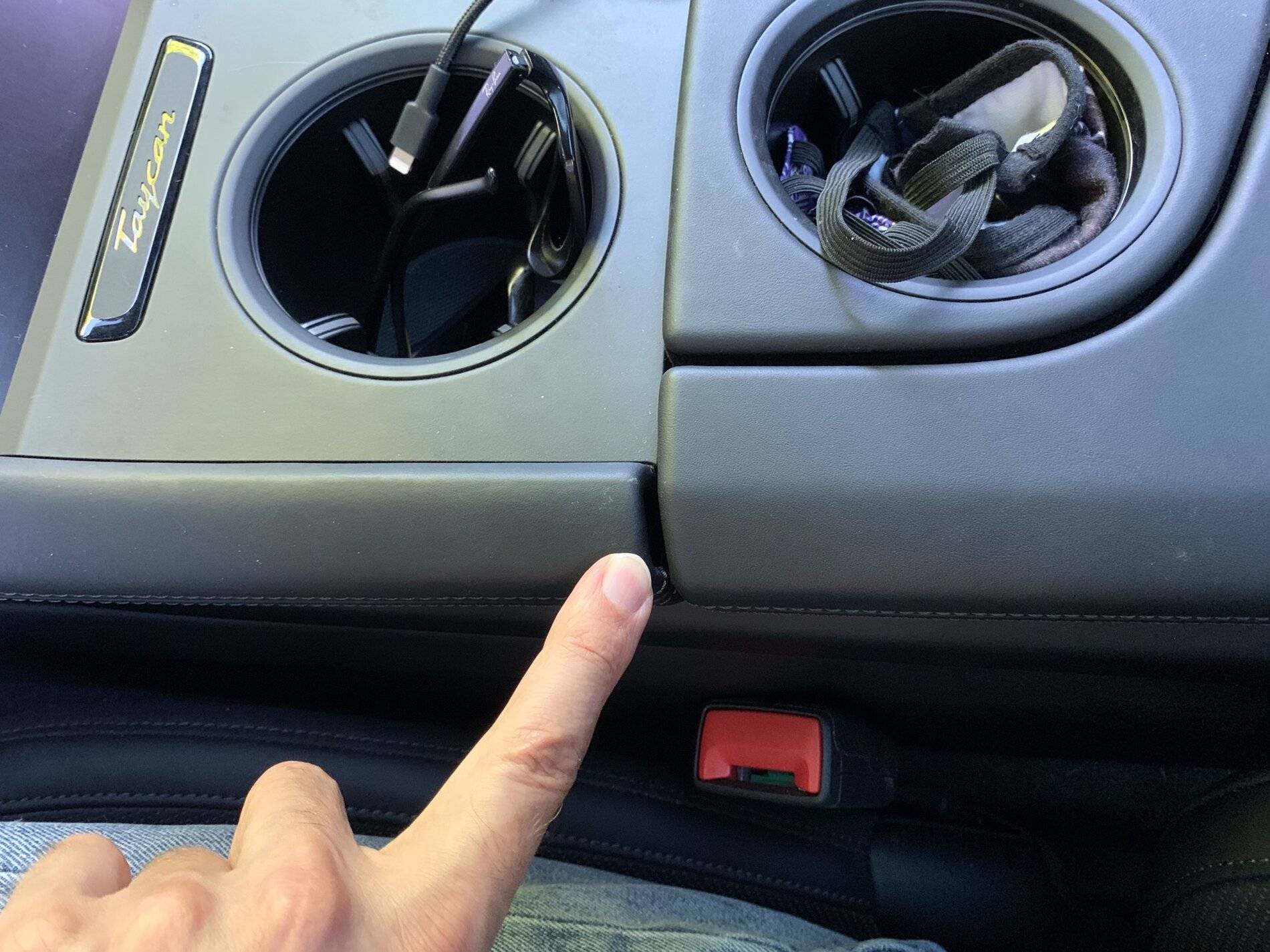 Porsche Taycan Missing piece of interior trim? 5EE77BE7-6E38-459B-8018-3E60CFBBB8D8