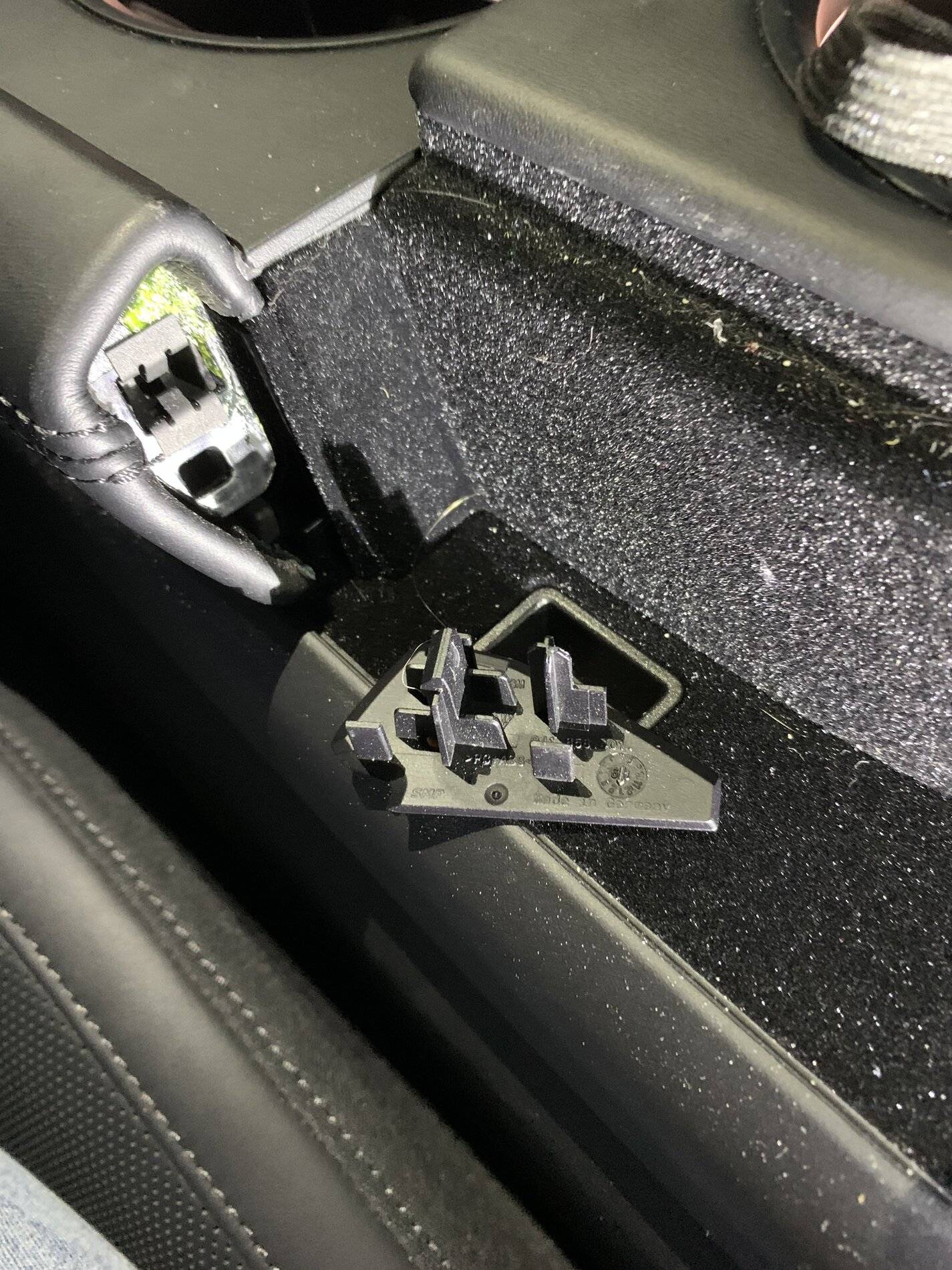 Porsche Taycan Missing piece of interior trim? 308AF9F8-9203-433A-8C4D-6EF85690608F