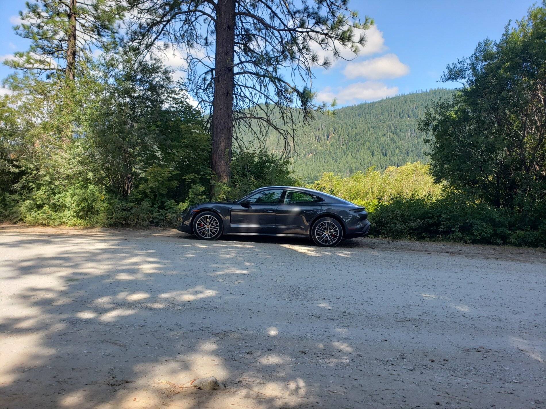 Porsche Taycan VOLCANO GREY Taycan Club 20200803_105832