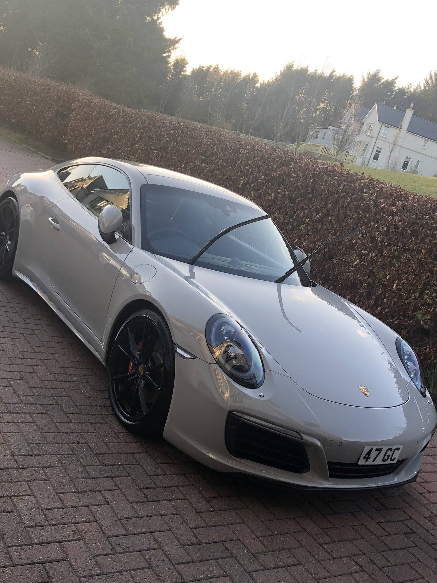 Porsche Taycan Considering Crayon/Chalk exterior 6D0D15FA-62F9-4D1A-A3E5-1851D66008DA