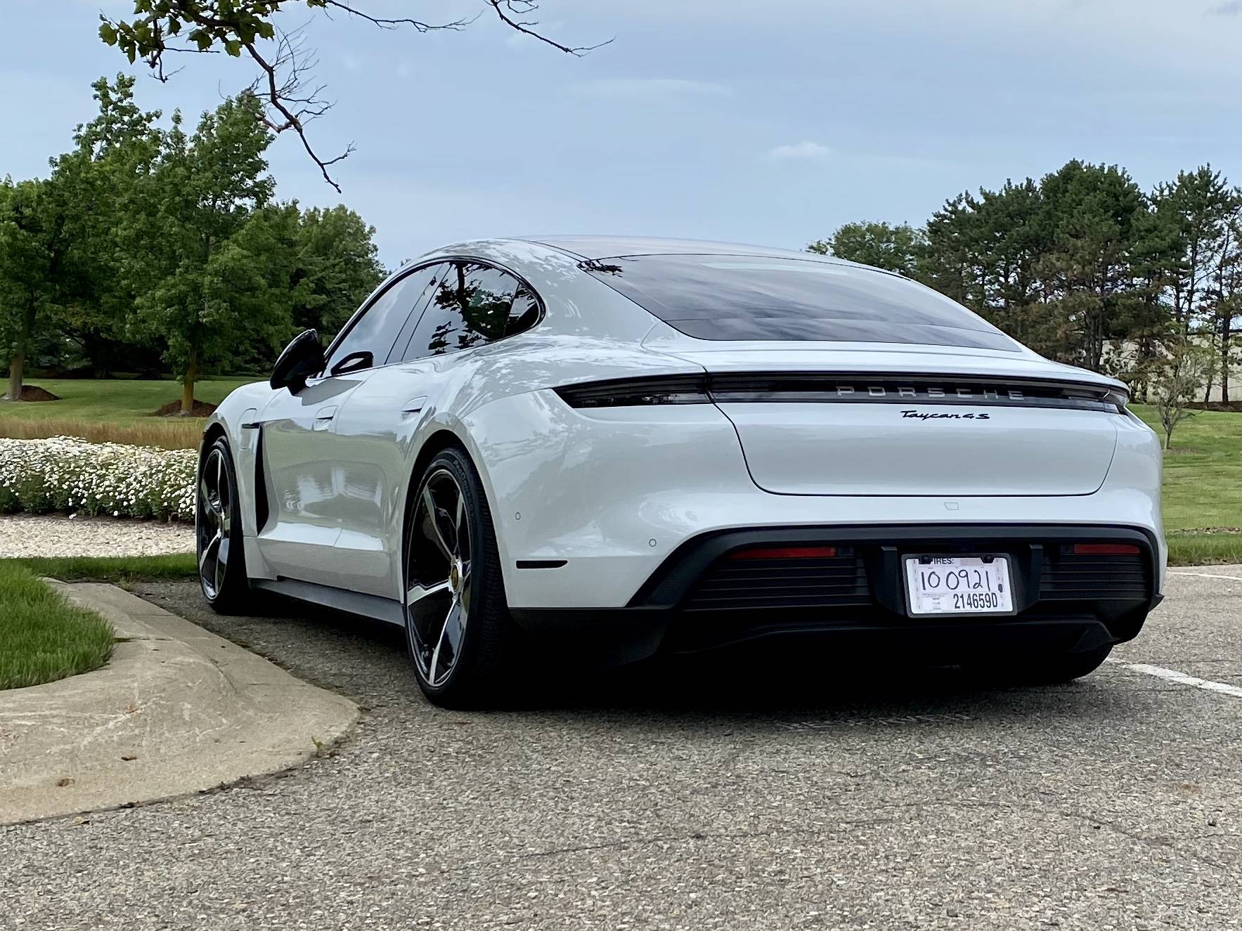 Porsche Taycan Finally Arrived! C11FFC2E-5E58-4BFE-A98C-C8382EE8D85F