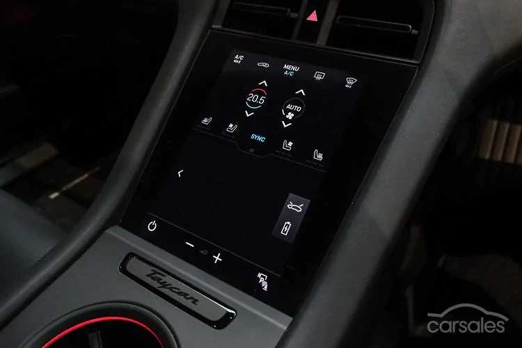 Porsche Taycan my Taycan vs my 911 bottom screen