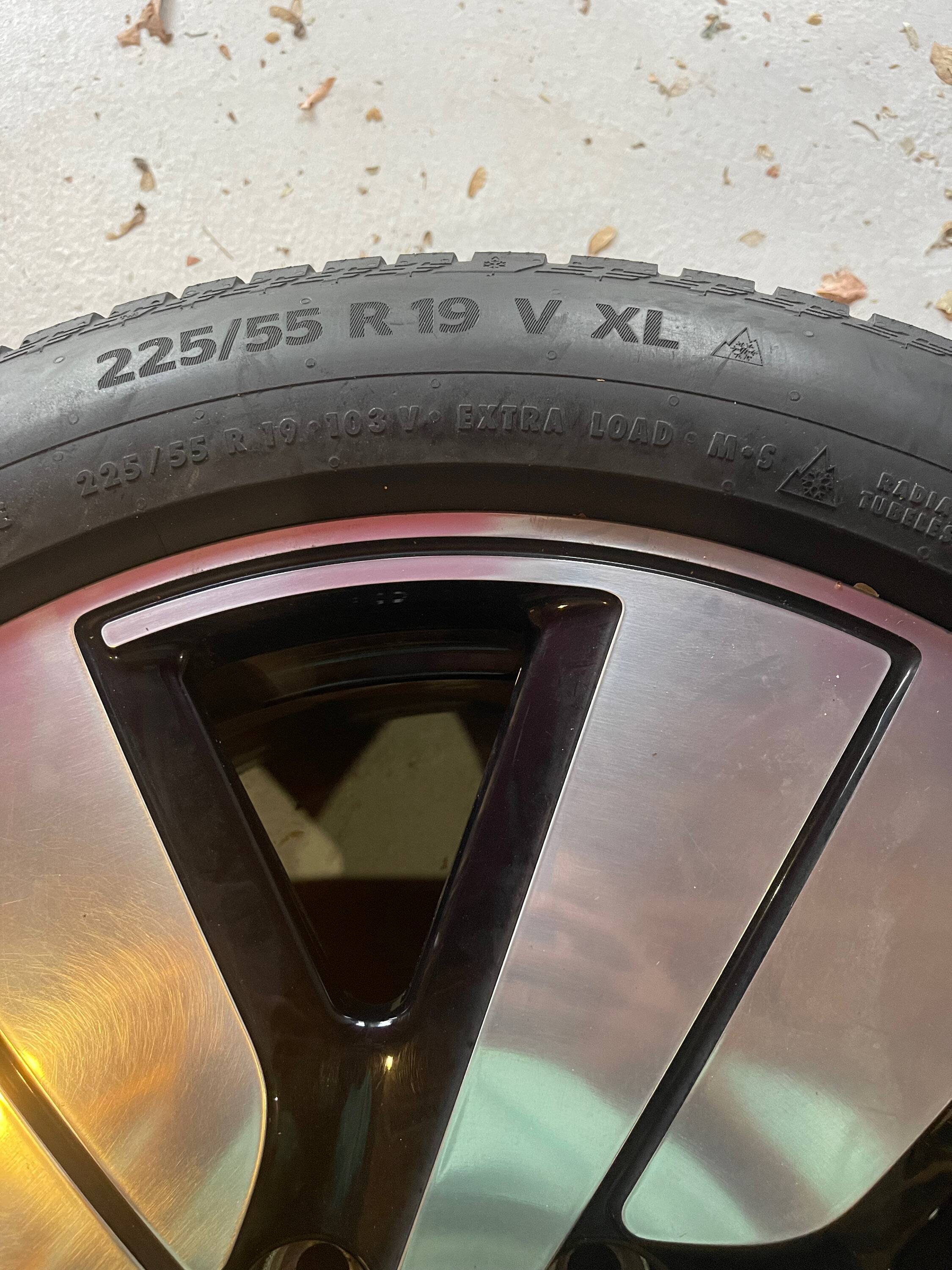 Porsche Taycan SOLD $1500 OBO 4 NEW Genuine OEM 19" Porsche Taycan Wheels & Tires 225/55R19 & 275/45/19 (9J1) Library - 18 of 21