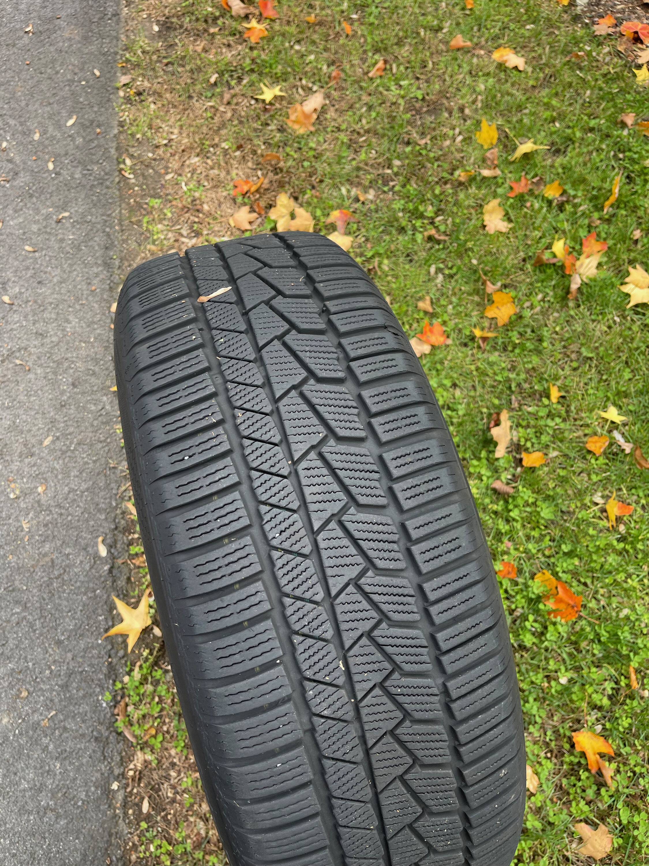 Porsche Taycan SOLD $1500 OBO 4 NEW Genuine OEM 19" Porsche Taycan Wheels & Tires 225/55R19 & 275/45/19 (9J1) Library - 17 of 21