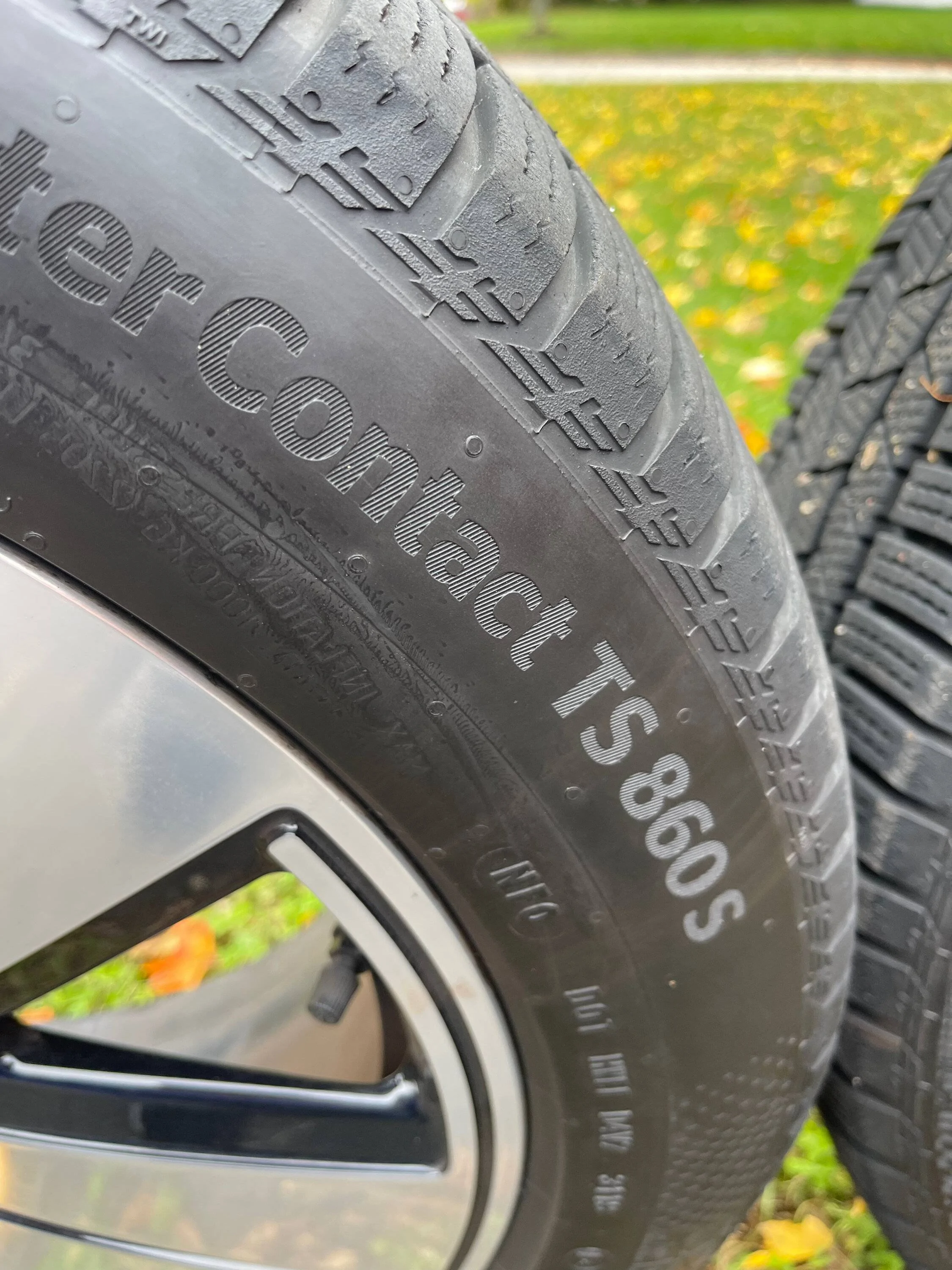 Porsche Taycan SOLD $1500 OBO 4 NEW Genuine OEM 19" Porsche Taycan Wheels & Tires 225/55R19 & 275/45/19 (9J1) Library - 7 of 21