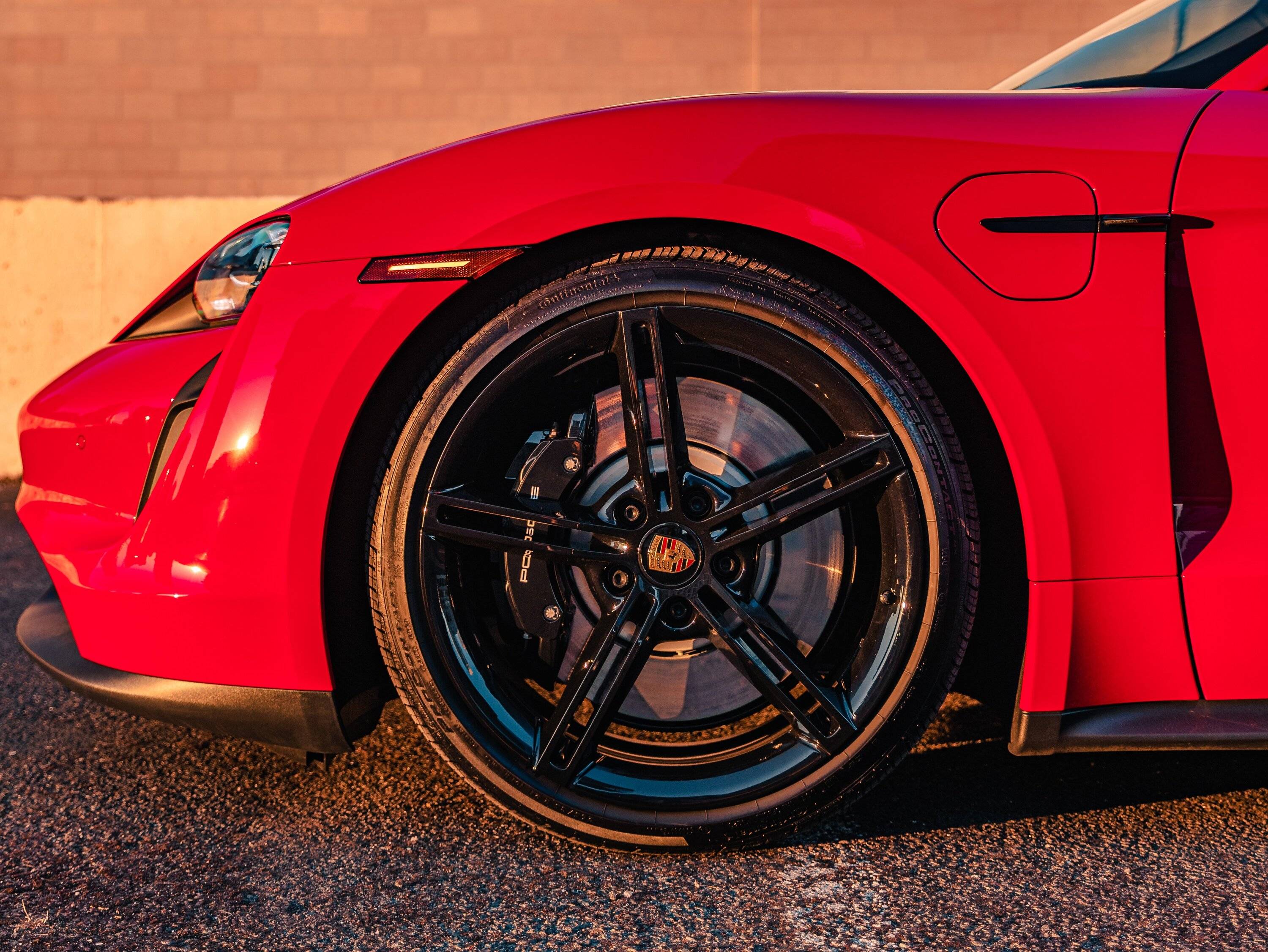 Porsche Taycan PSCB Brake Calipers Painted Black or Yellow on Mission E Wheels 5C0A3419~2.JPG