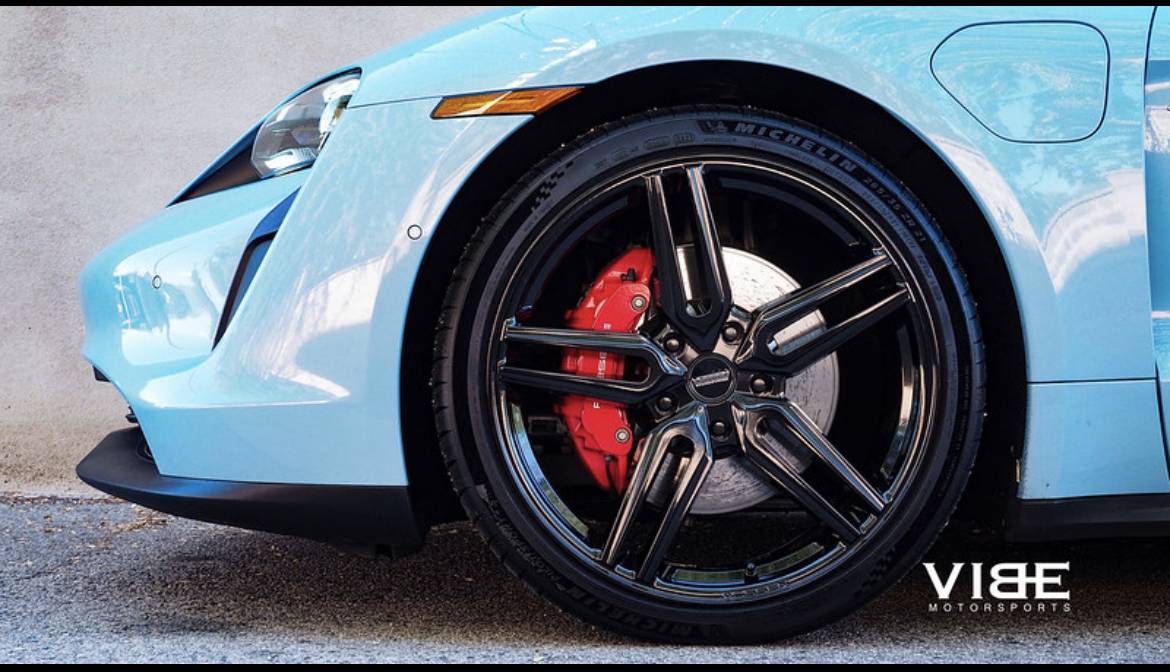 Porsche Taycan Picked up my 2020 CPO 4s ! IMG_5404