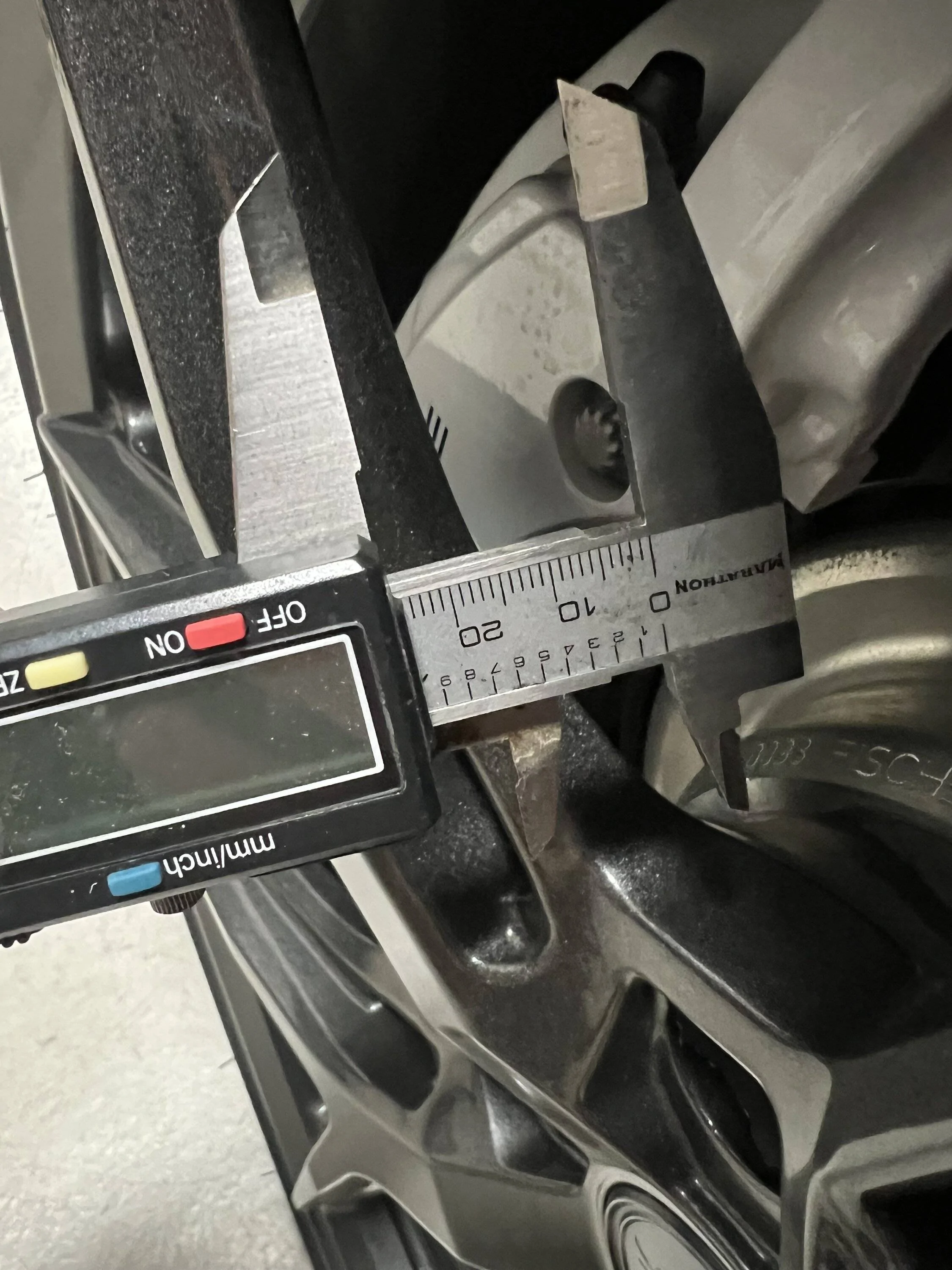 Porsche Taycan Vossen HF5 on Turbo S - fitment question! Pls help IMG_2505